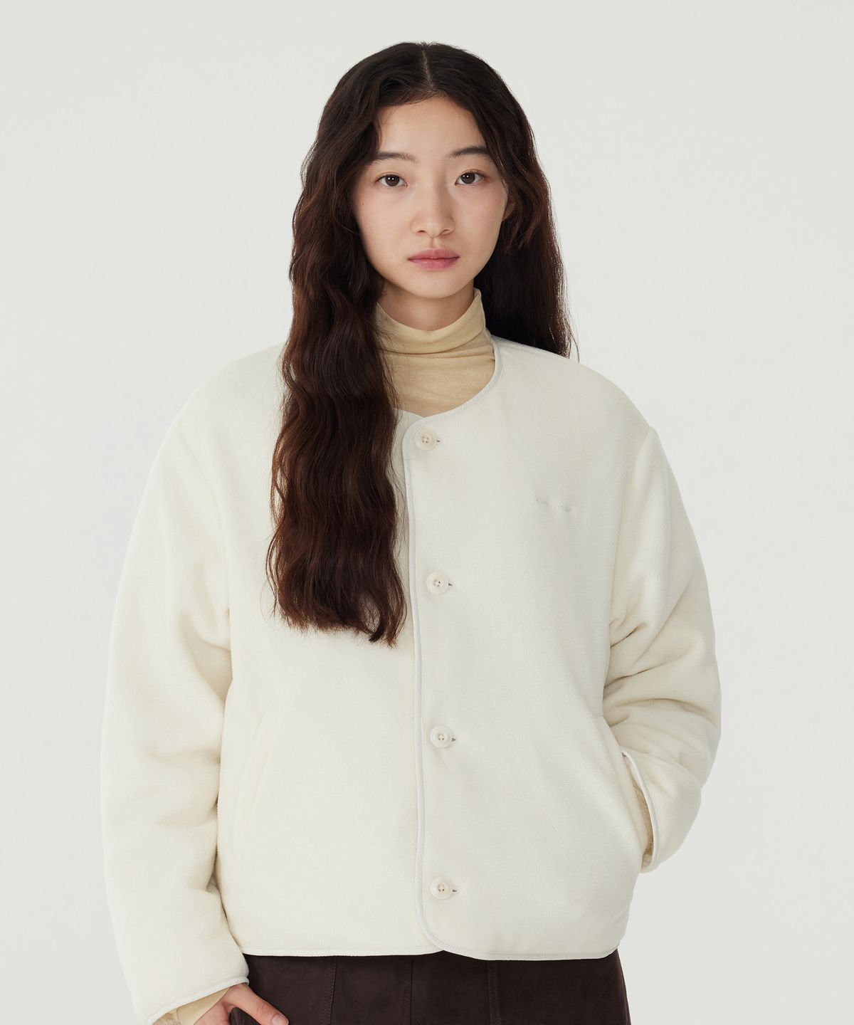 커버낫 우먼(COVERNAT WOMAN) 우먼 웜온 리버시블 플리스 퀼팅 자켓 (2Color)