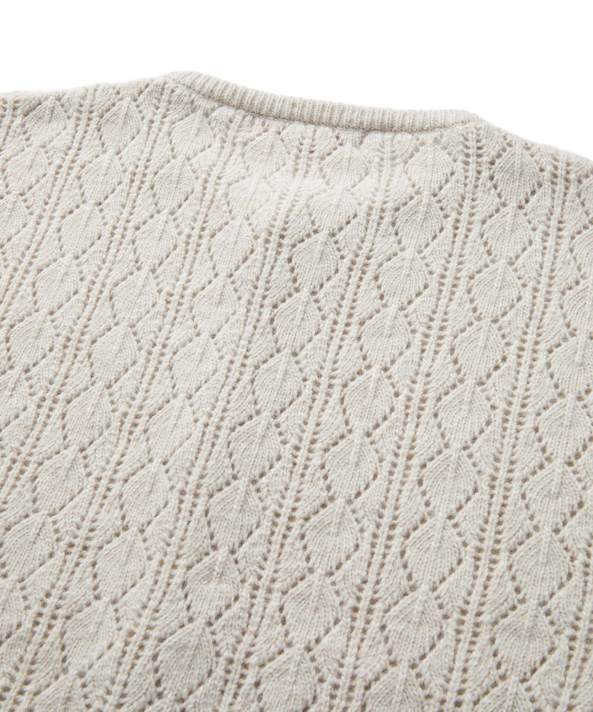엠엠아이씨(MMIC) CASHMERE CROCHET CARDIGAN (BEIGE)