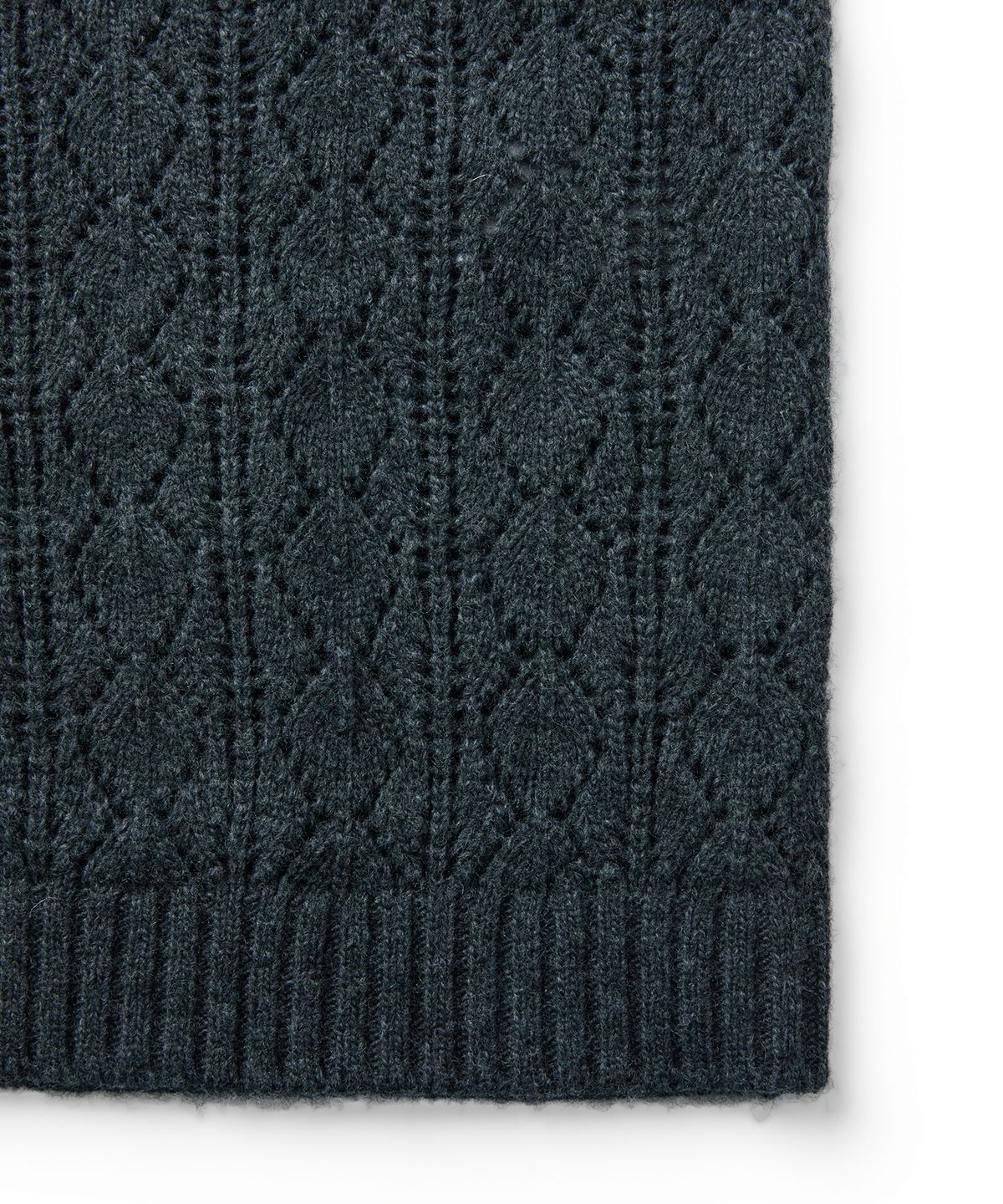 엠엠아이씨(MMIC) CASHMERE CROCHET CARDIGAN (CHARCOAL)