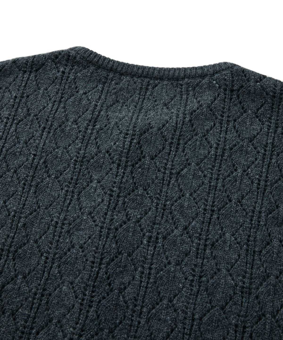 엠엠아이씨(MMIC) CASHMERE CROCHET CARDIGAN (CHARCOAL)