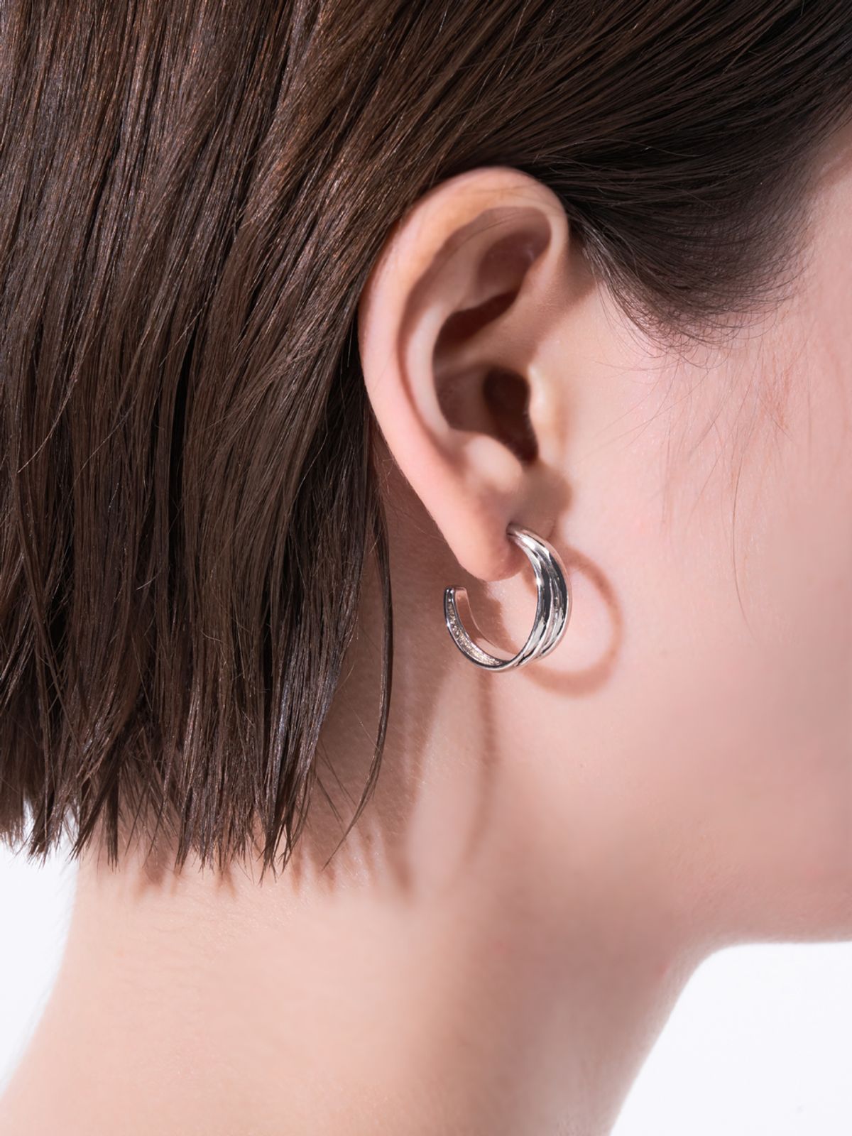 가이거주얼리(GEIGERJEWELRY) 크로스 커브 귀걸이 GISVEE162 (실버925 PIN)