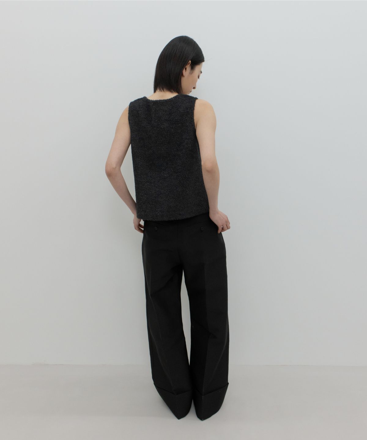 지비에이치 어패럴(GBH APPAREL) STRAIGHT TURN-UP PANTS / BLACK