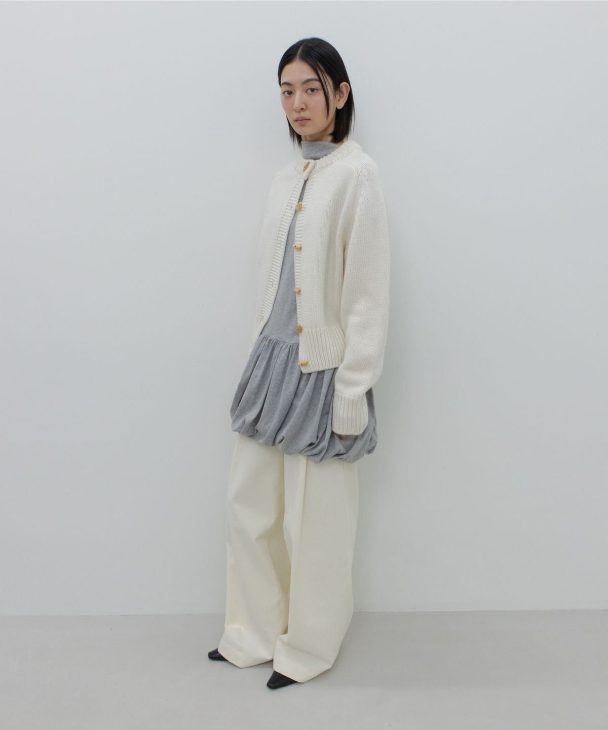 지비에이치 어패럴(GBH APPAREL) GRANNY CARDIGAN / IVORY