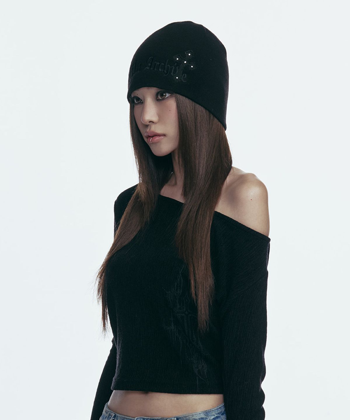 길라아카이브(GILAARCHIVE) CROSS PATCHED LOGO BEANIE_BLACK