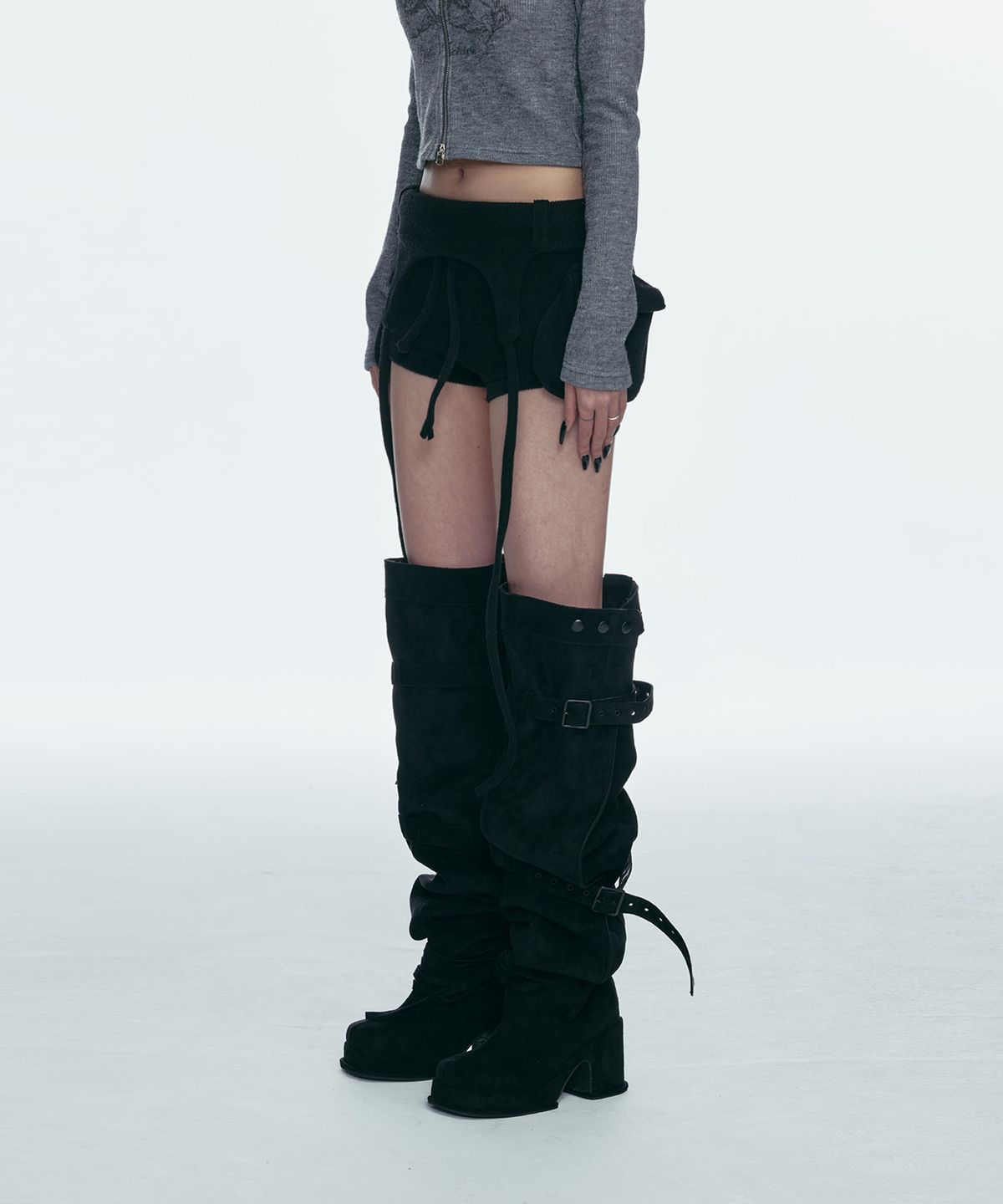 길라아카이브(GILAARCHIVE) BOLD LOGO POCKET KNIT SHORTS_BLACK
