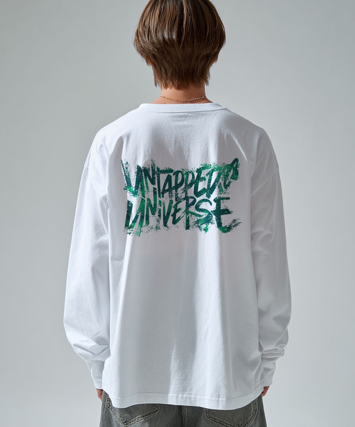 언탭트 스튜디오(UNTAPPED STUDIO) 유니버스 페인팅 스크레치 오버핏 긴팔 티셔츠 8Color