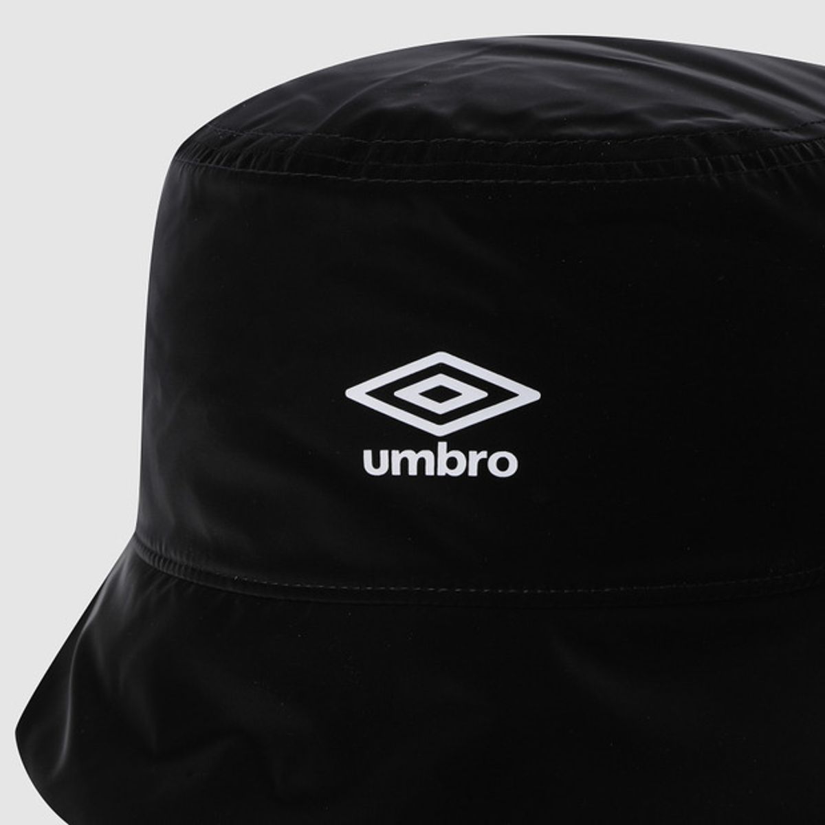 엄브로(UMBRO) 벨벳라이크 소프트 리버서블 버킷햇  블랙 UQ422CHTO1