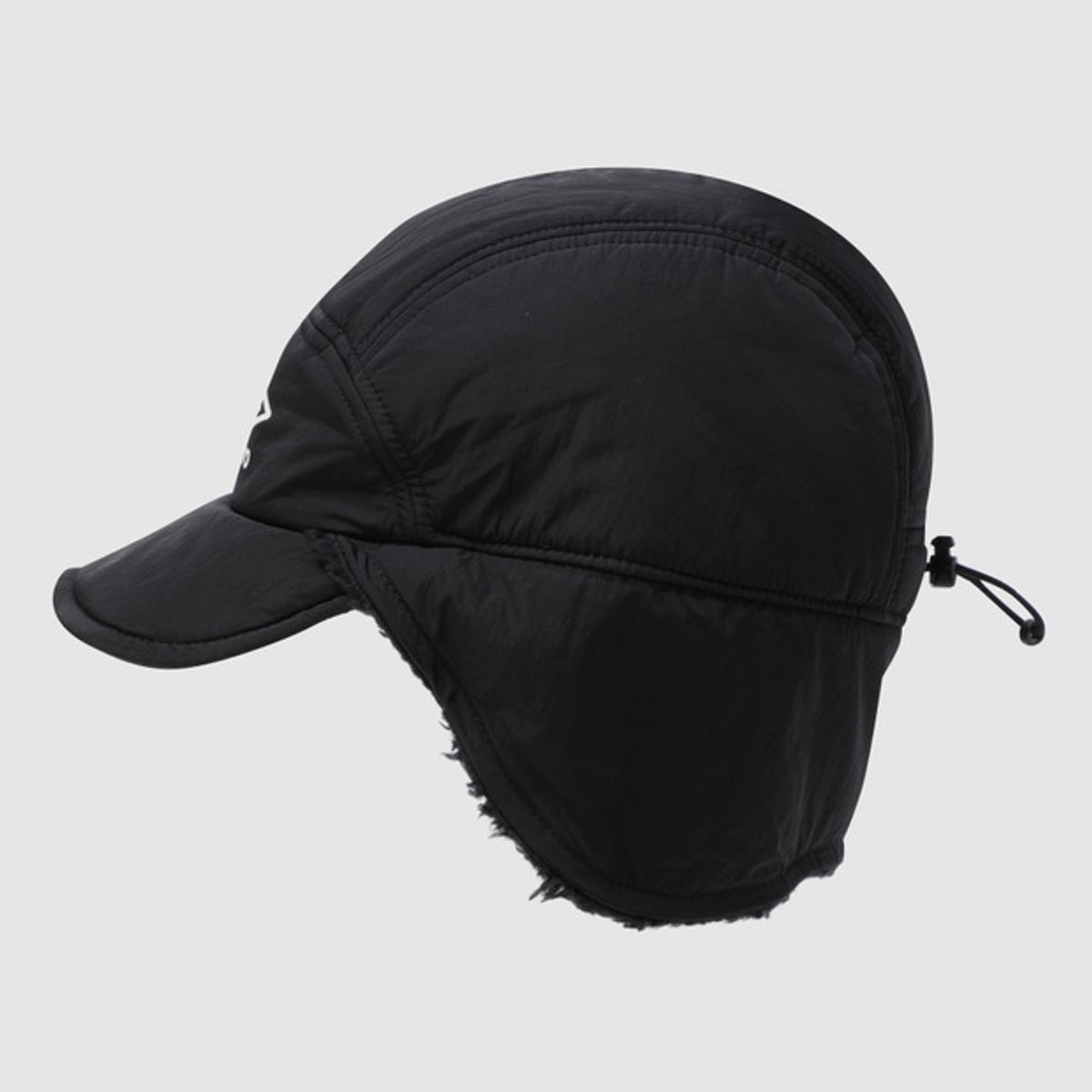 엄브로(UMBRO) 숏 이어플랩 캡 블랙 UQ423CCPO3