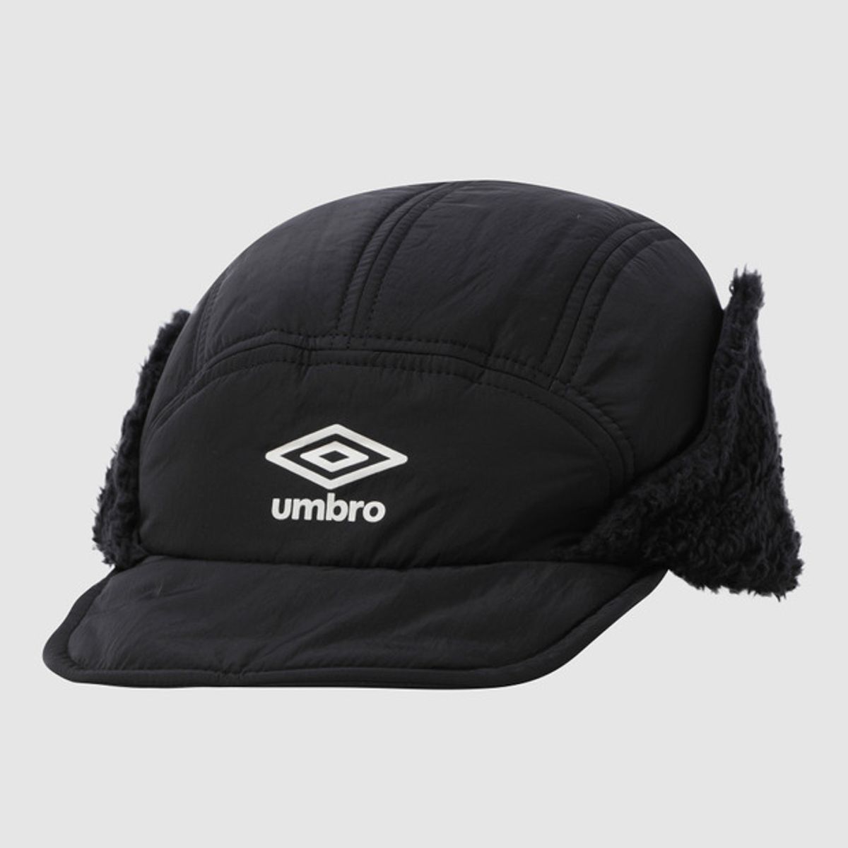 엄브로(UMBRO) 숏 이어플랩 캡 블랙 UQ423CCPO3
