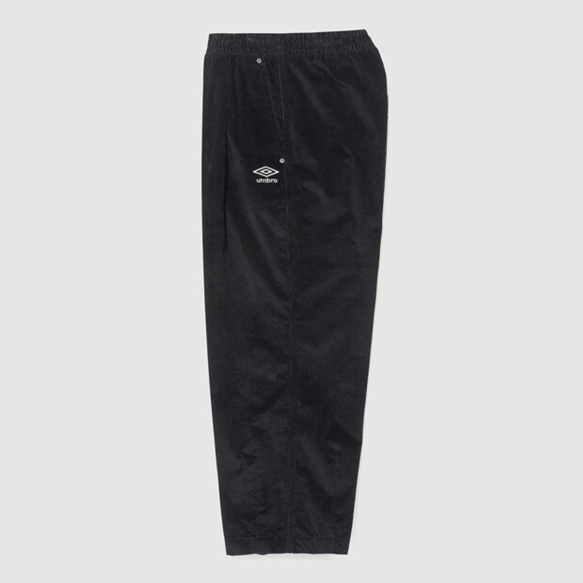 엄브로(UMBRO) 코듀로이 와이드 벌룬 팬츠 블랙 UQ323CPT94