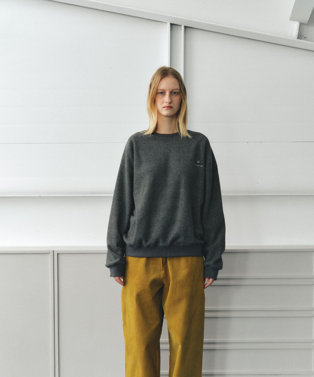 앤테(AENTE) LOOSE FIT TERRY SWEATSHIRT- GREY