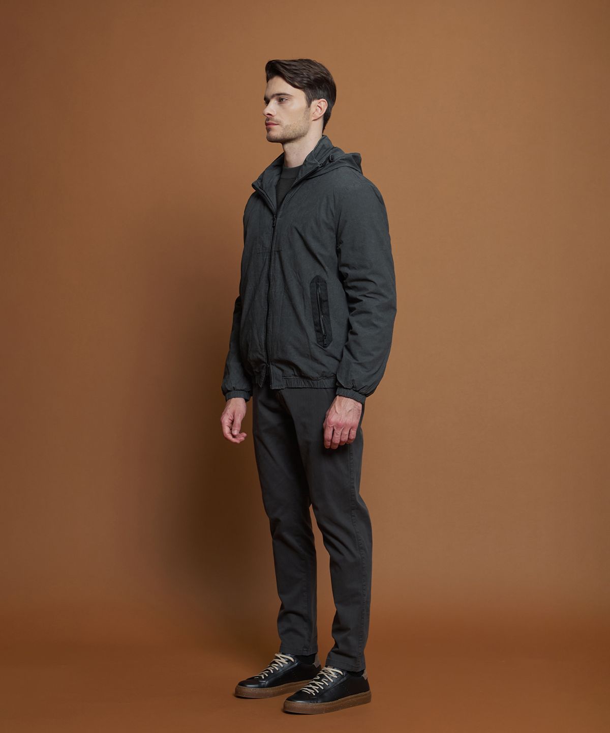 빠니깔레(PANICALE) 블랙 워시드 코튼 후드 점퍼