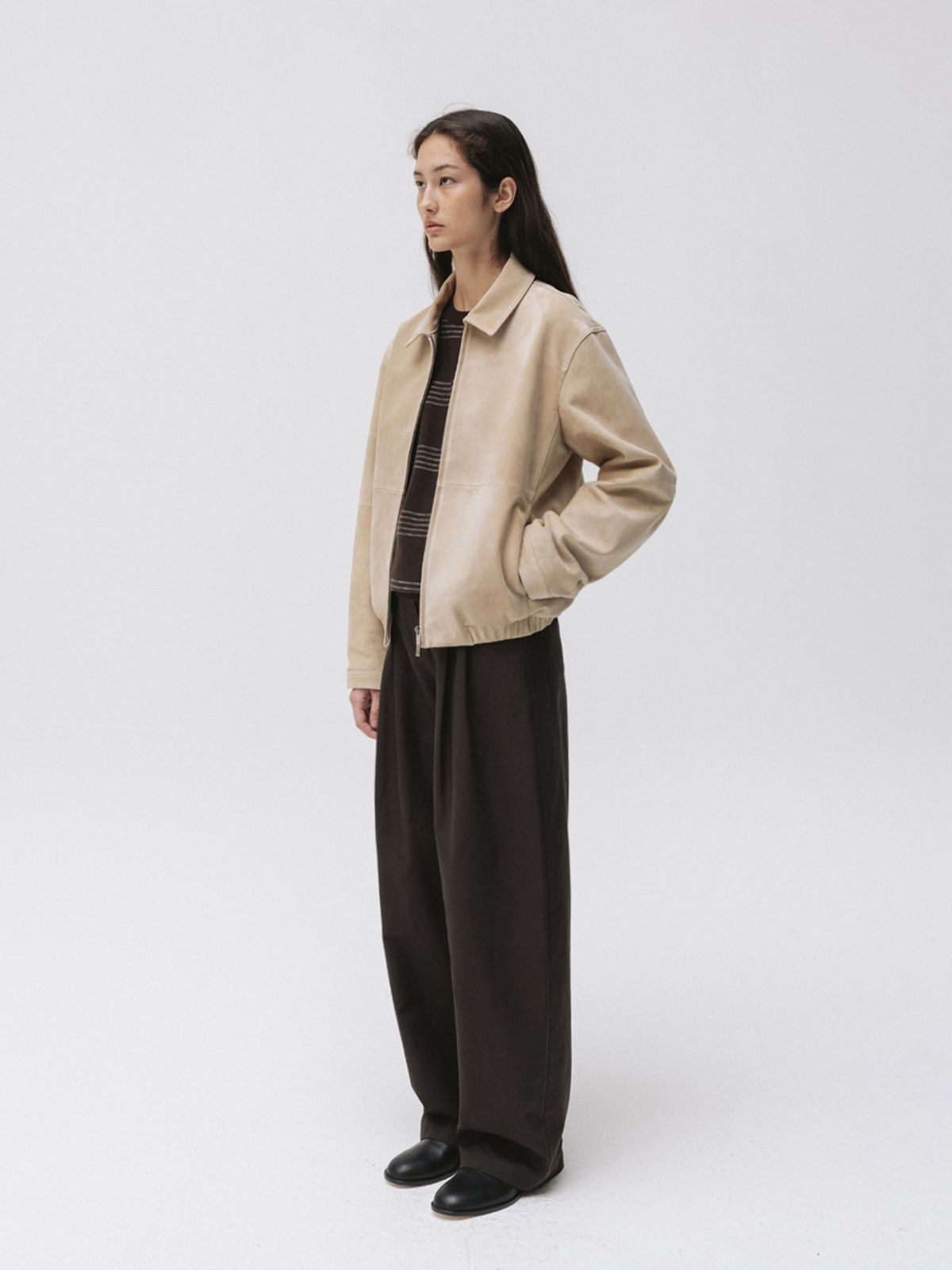 모이아(MOIA) harrington jacket (beige suede)