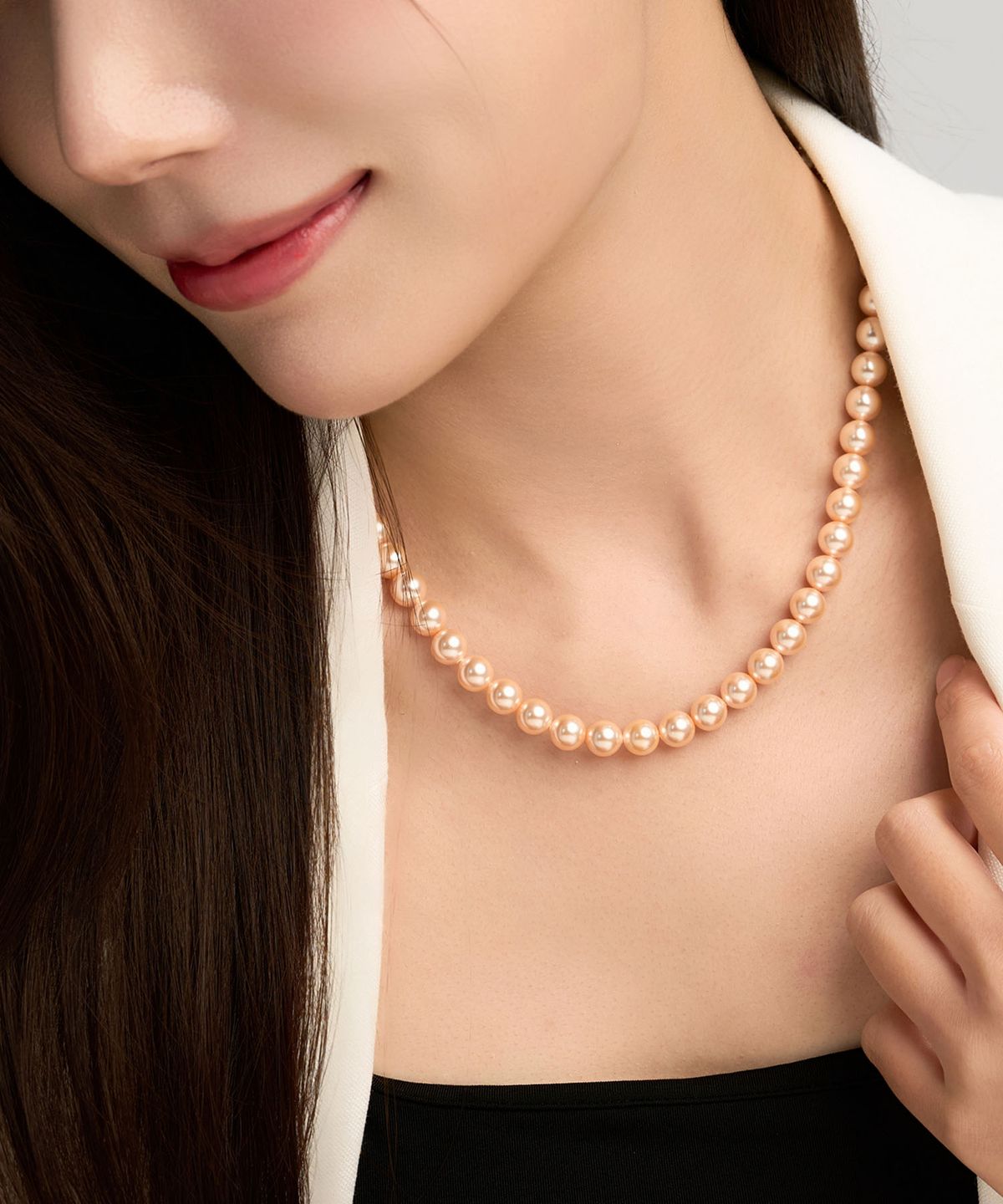 로이드(LLOYD) 에센셜 살몬 진주 14K 골드 목걸이 L (8mm) LNN25048G