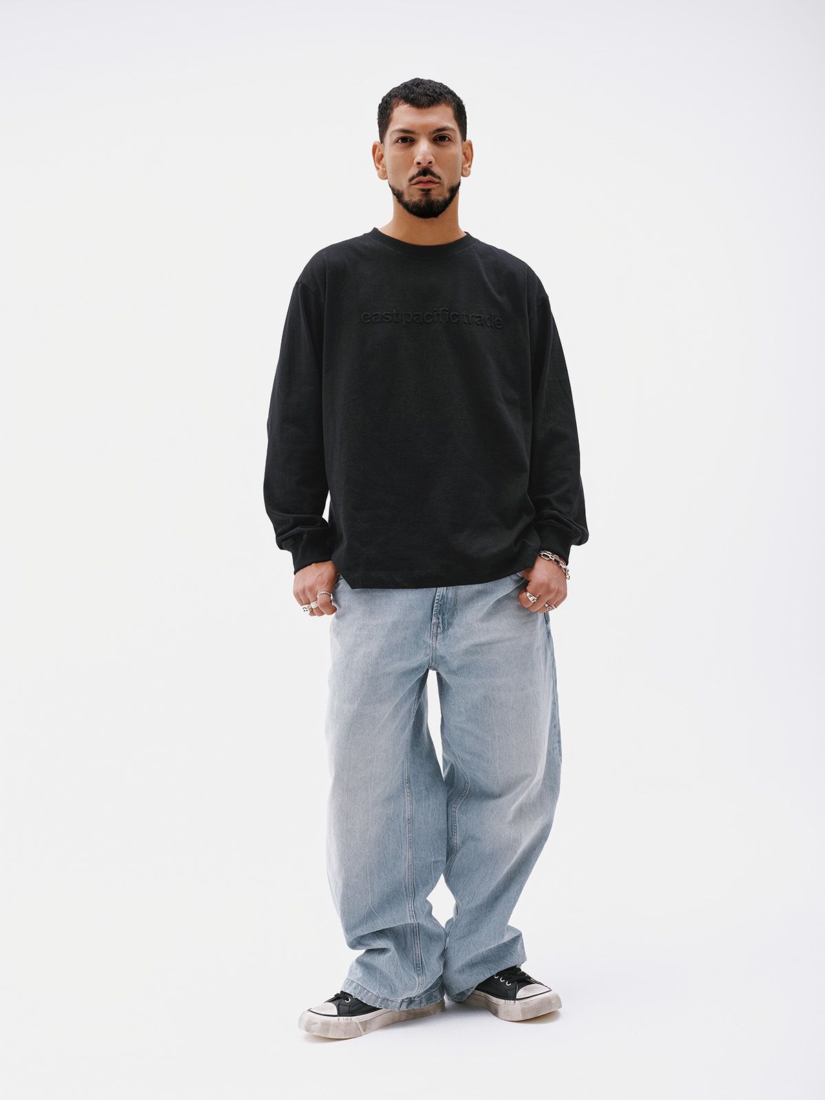 이피티(EPT) EMBO LOGO LONG SLEEVE (BLACK)