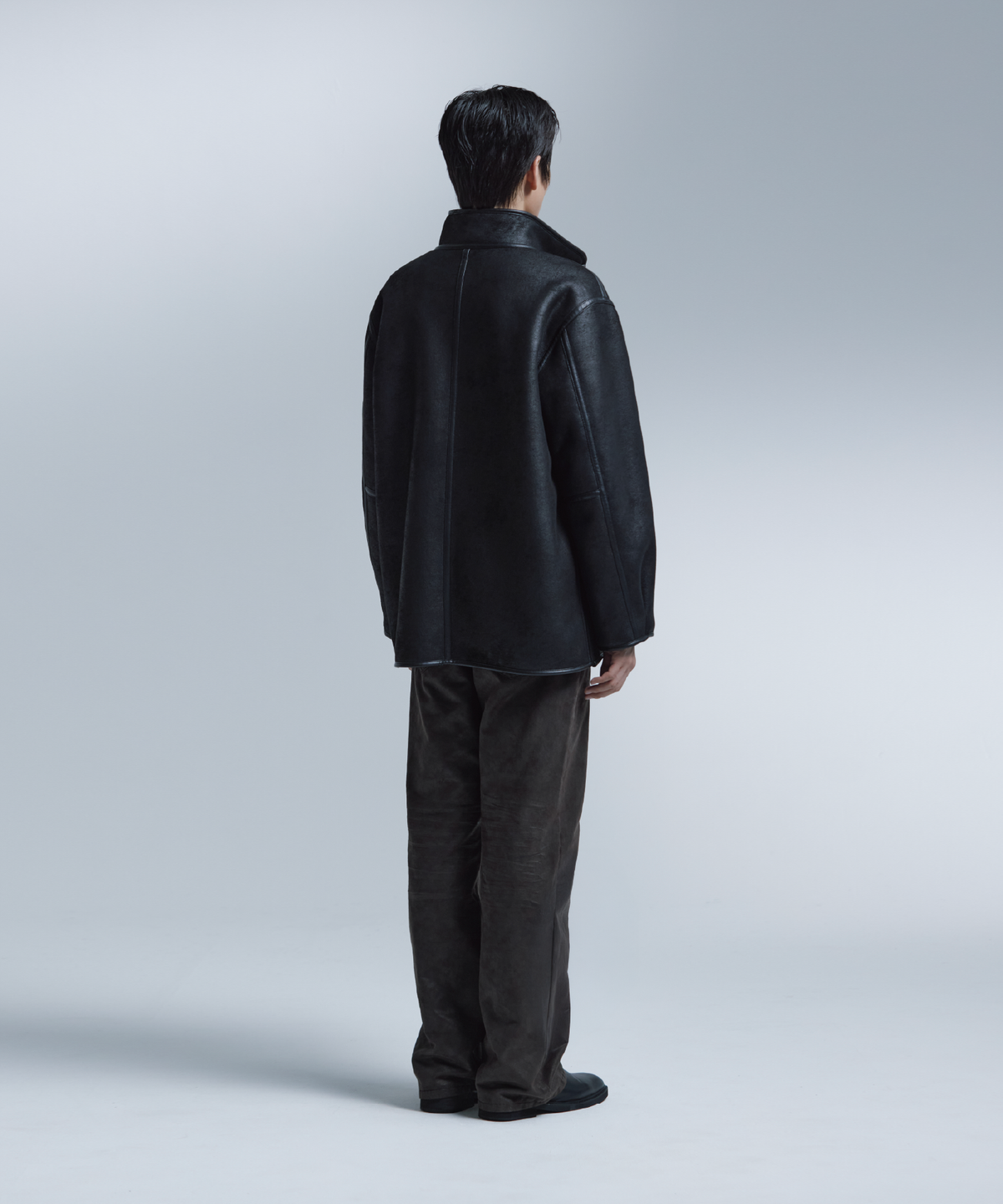 넌블랭크(NONBLANK) 무스탕 자켓_BLACK