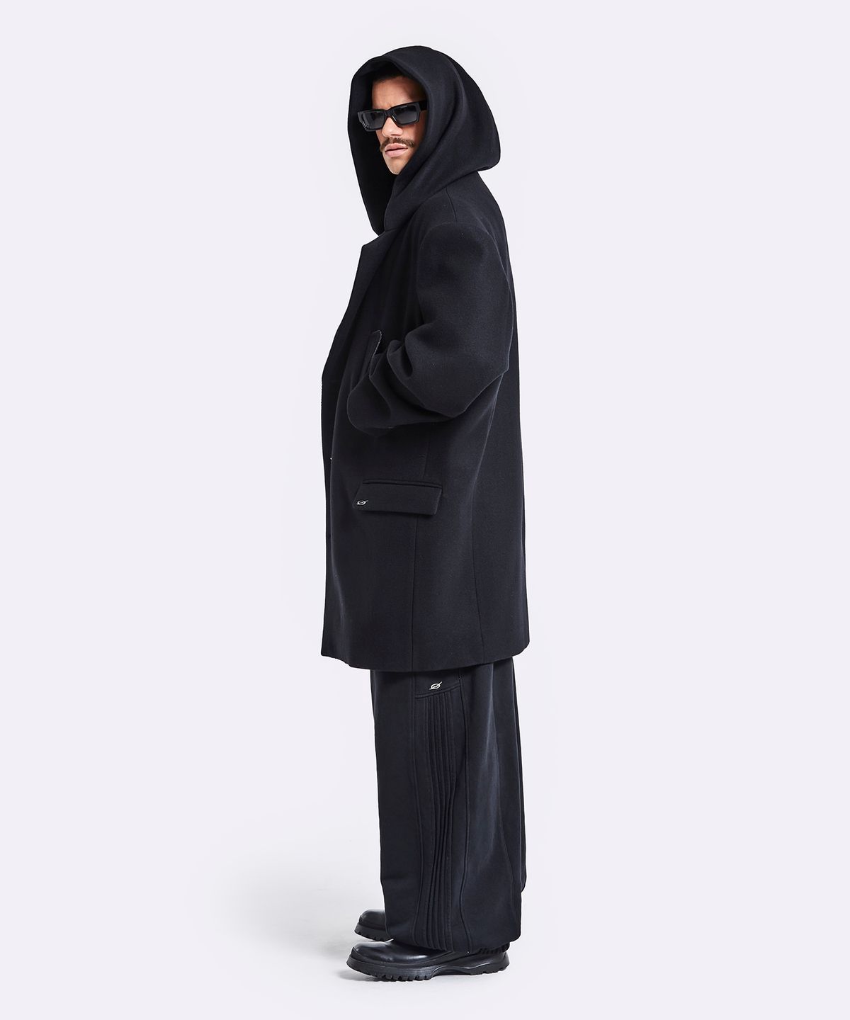 51퍼센트(51PERCENT) Oversized single hoodie coat - black