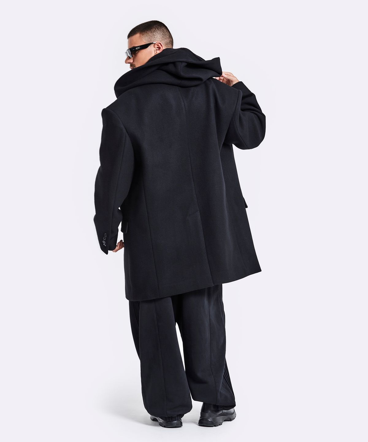 51퍼센트(51PERCENT) Oversized single hoodie coat - black