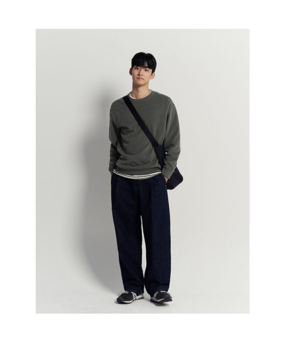 빈폴 멘(BEANPOLE MEN) 캐주얼 니트라이크 라운드 풀오버  카키