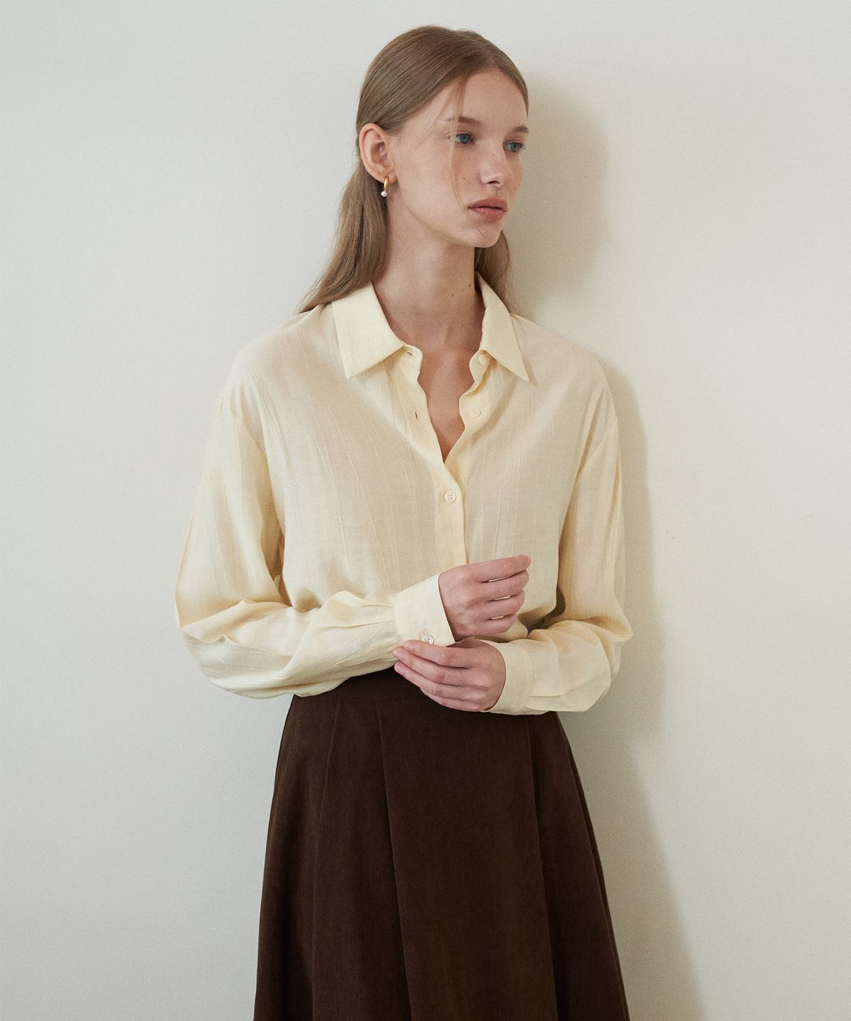 플로브(FLOVE) LAYERING PAGE BLOUSE YE