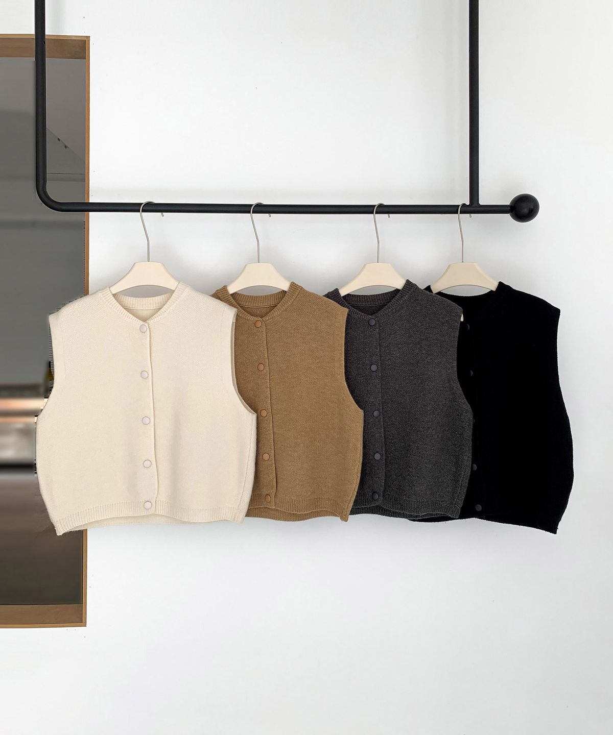 바스카라(VASCARA) Snap Button Knit Vest (4colors)