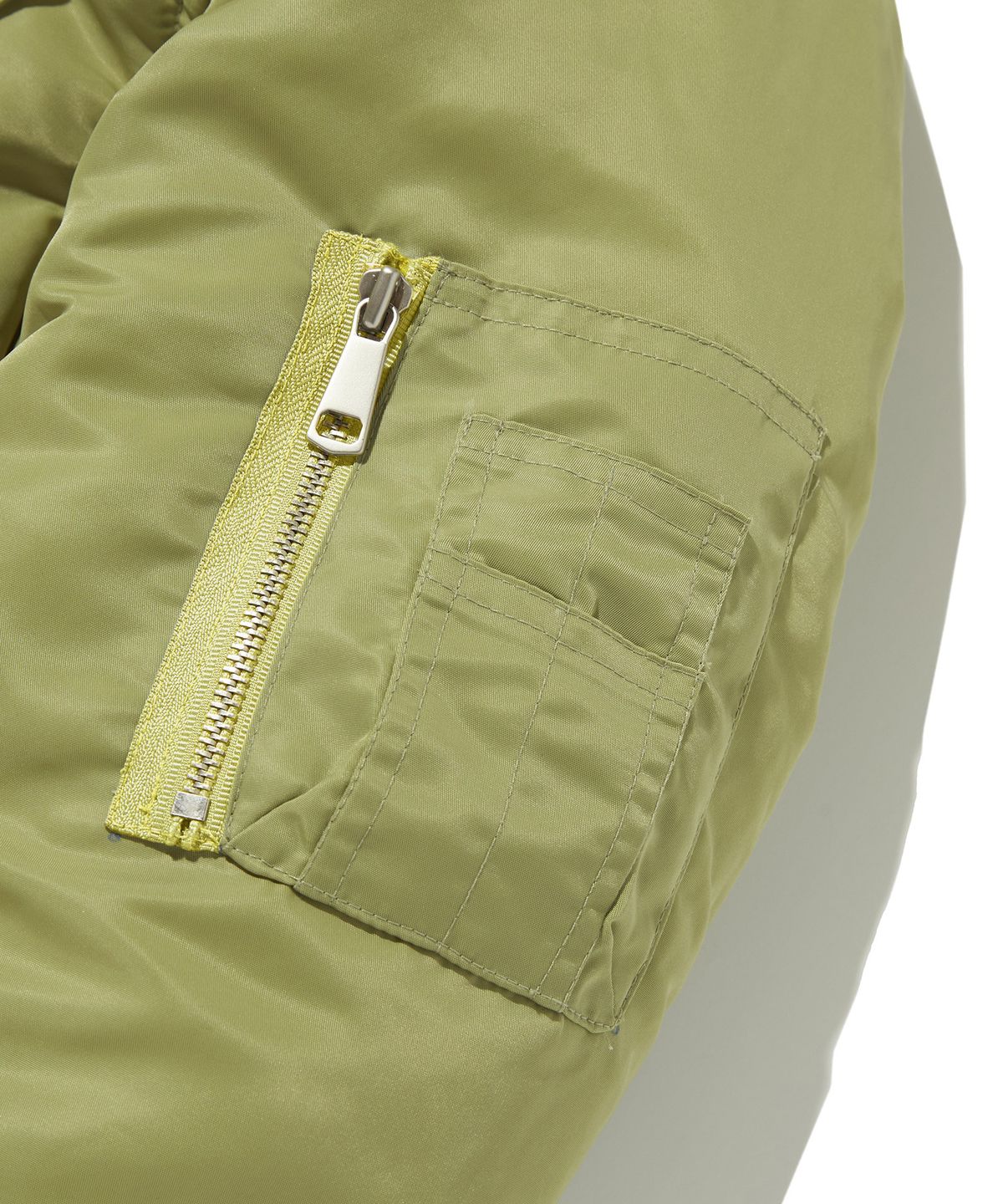 스웨이드(SUADE) CROPPED MA-1 [KHAKI]