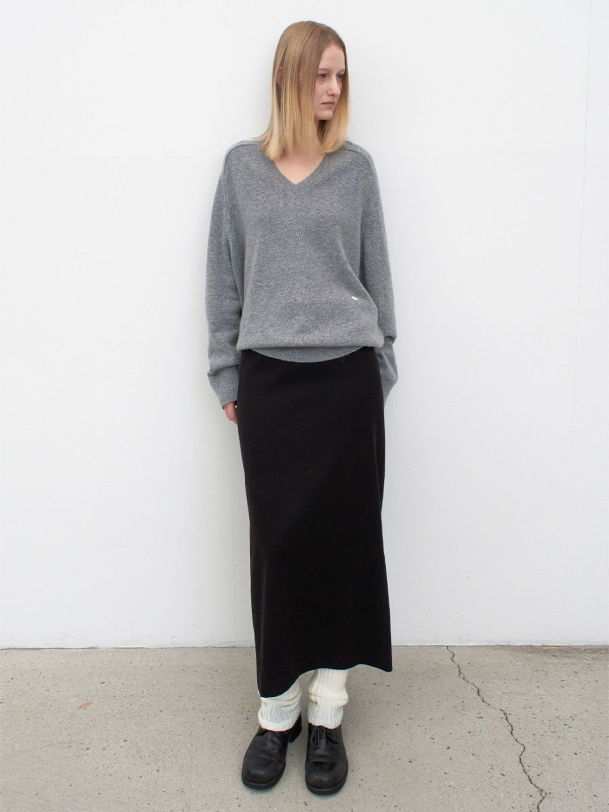 아틀리에 나인(ATELIER NAIN) ESSENTIAL V-NECK OVERFIT KNIT(T-7151)