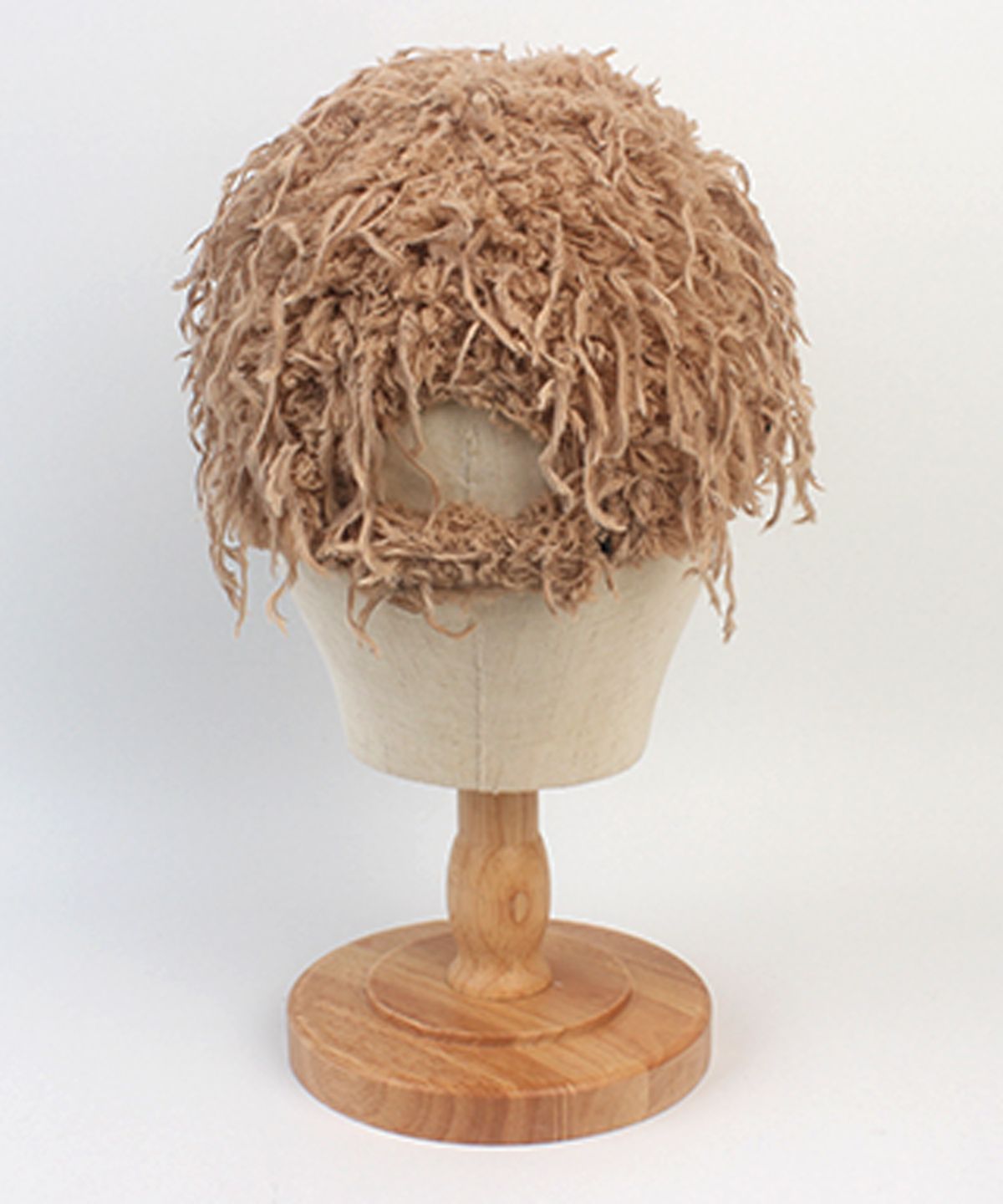 유니버셜 케미스트리(UNIVERSAL CHEMISTRY) Horror Brown Fur Ballcap 퍼볼캡
