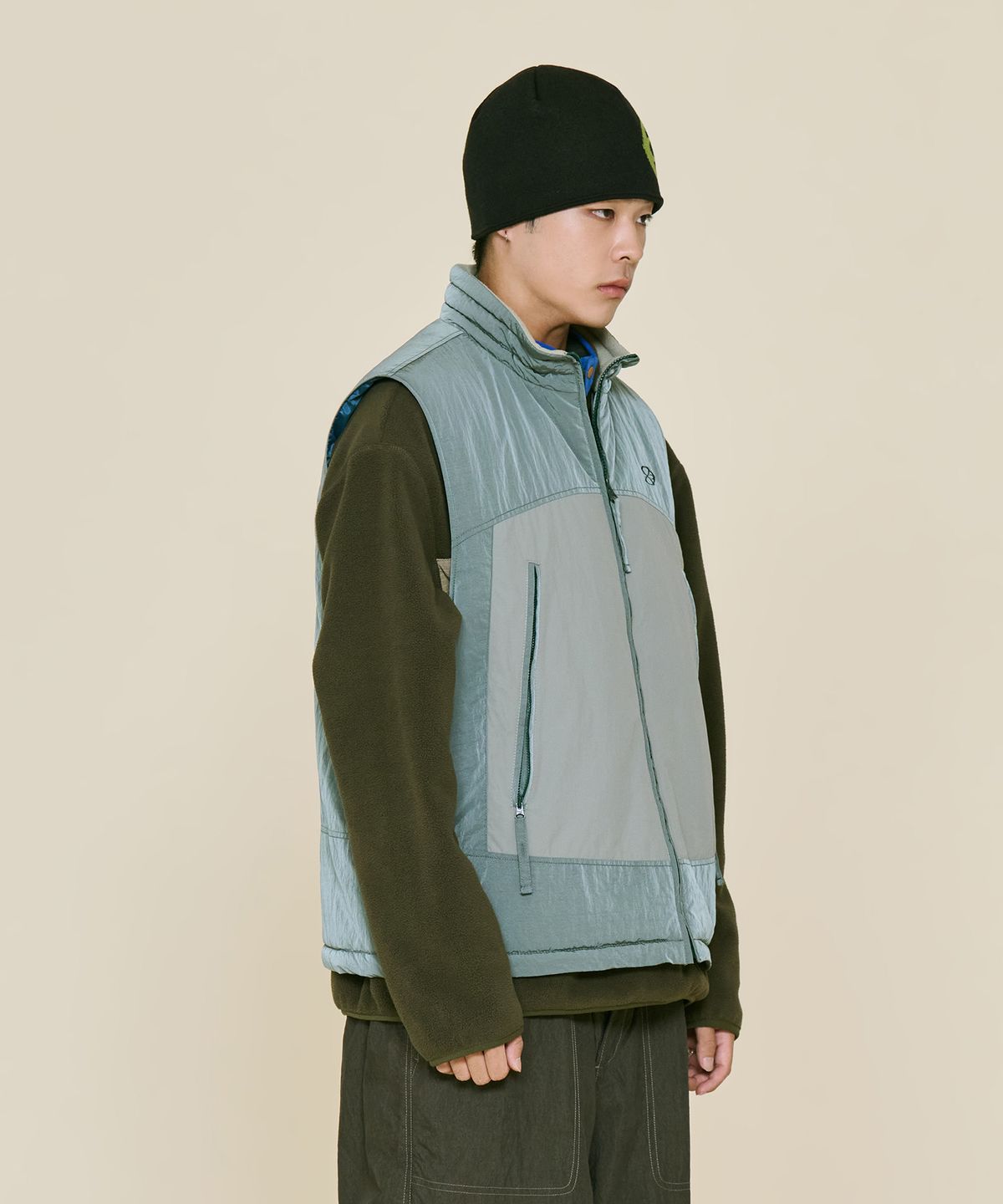 논타입(NONTYPE) SECTOR PADDED VEST (SAGE GREEN)