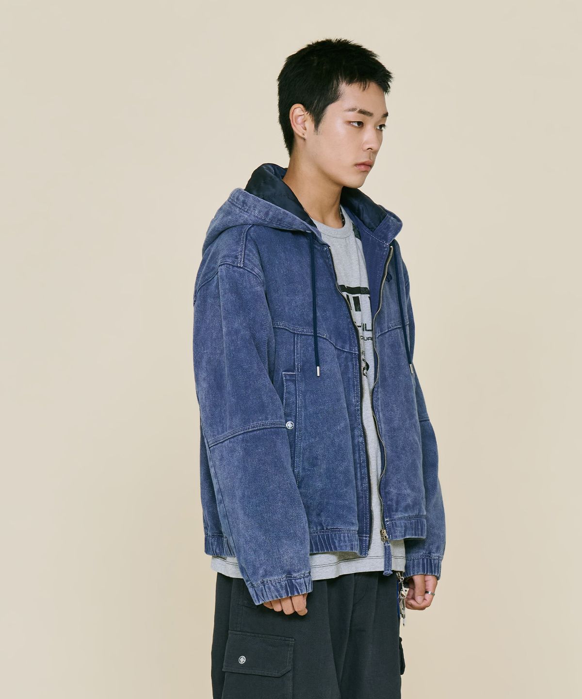 논타입(NONTYPE) INCISION HOOD PADDED JUMPER (WASHED BLUE)