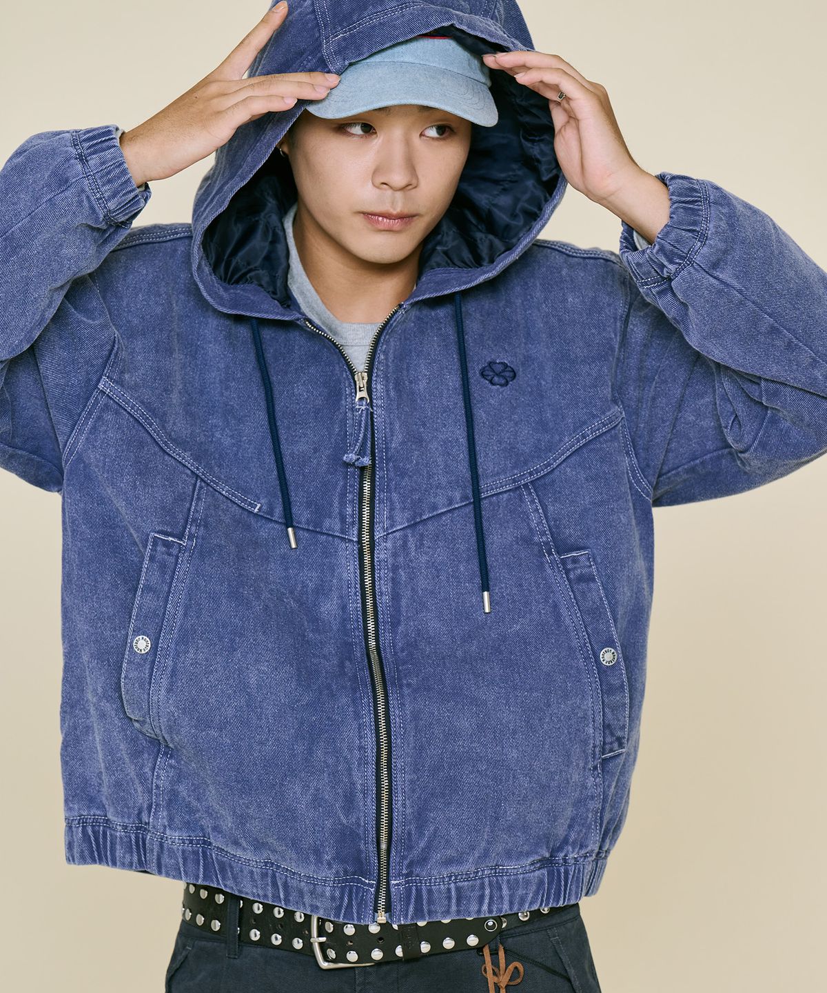 논타입(NONTYPE) INCISION HOOD PADDED JUMPER (WASHED BLUE)