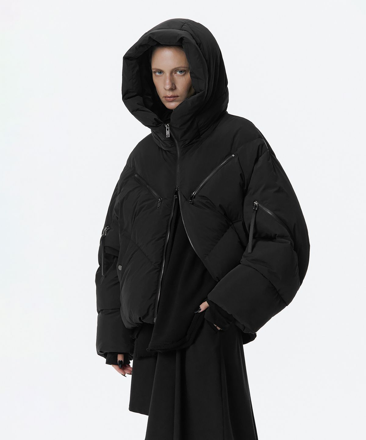 트리밍버드(TREEMINGBIRD) High Neck Hooded Duck Down Padding [ Black ]