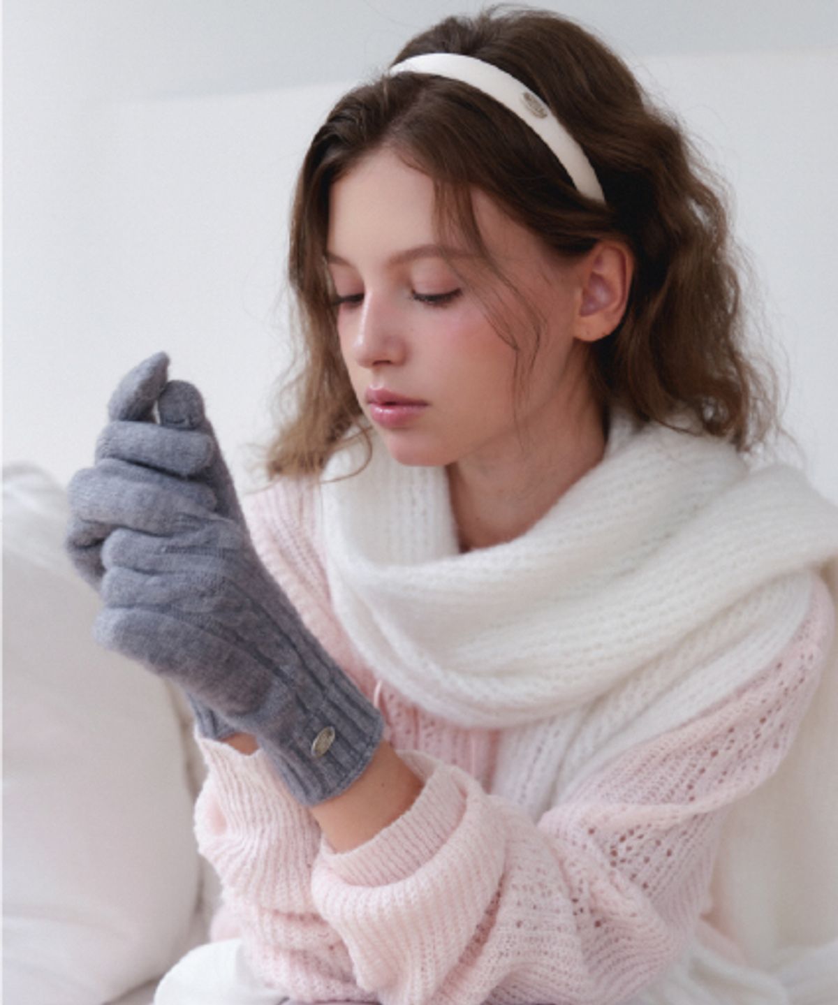 래니래니(RENNYRENNIE) CABLE GLOVES - 케이블 장갑 [ GRAY ]