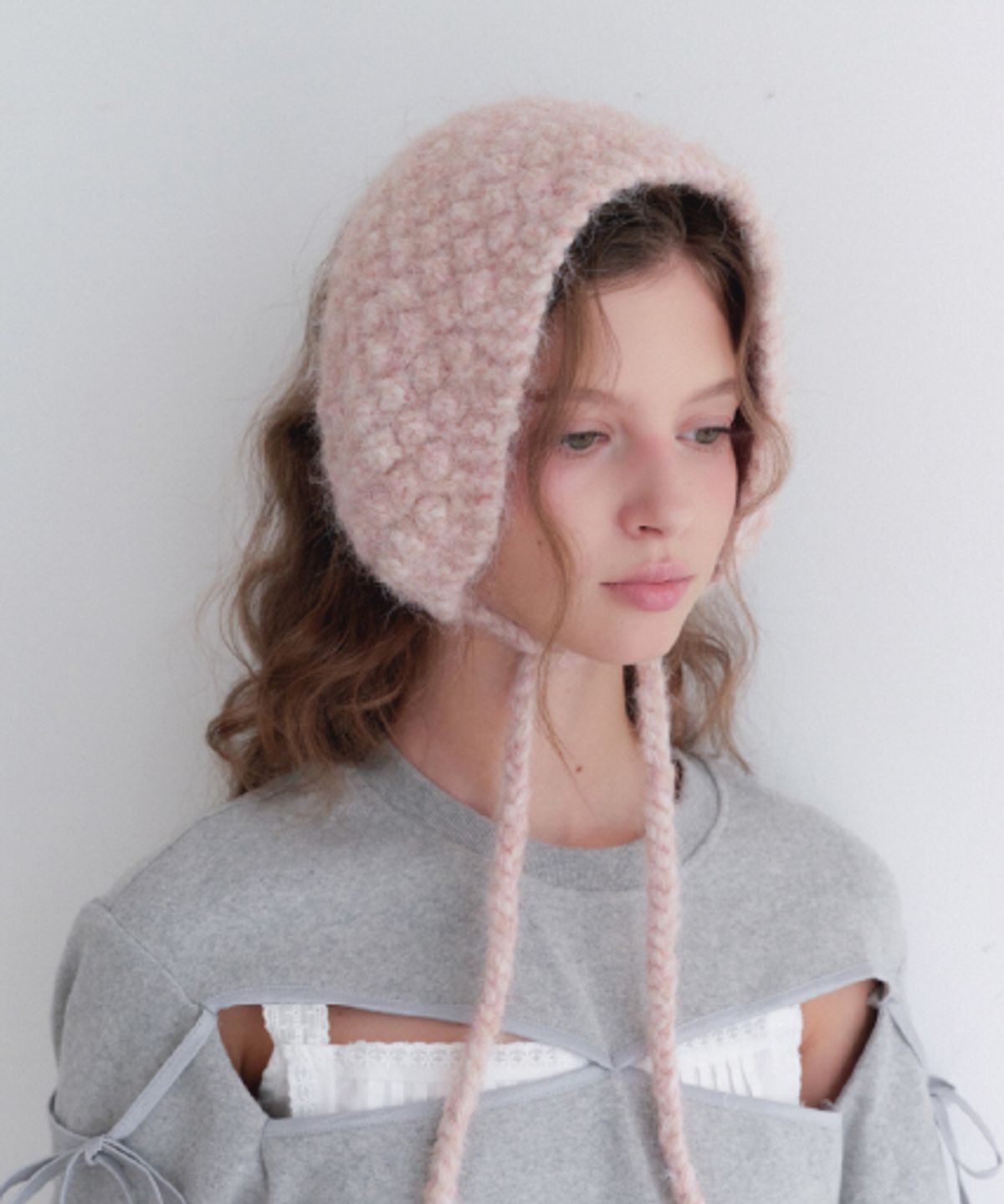 래니래니(RENNYRENNIE) POMPOM EARCUFFS - 폼폼 이어커프 [ INDI PINK ]
