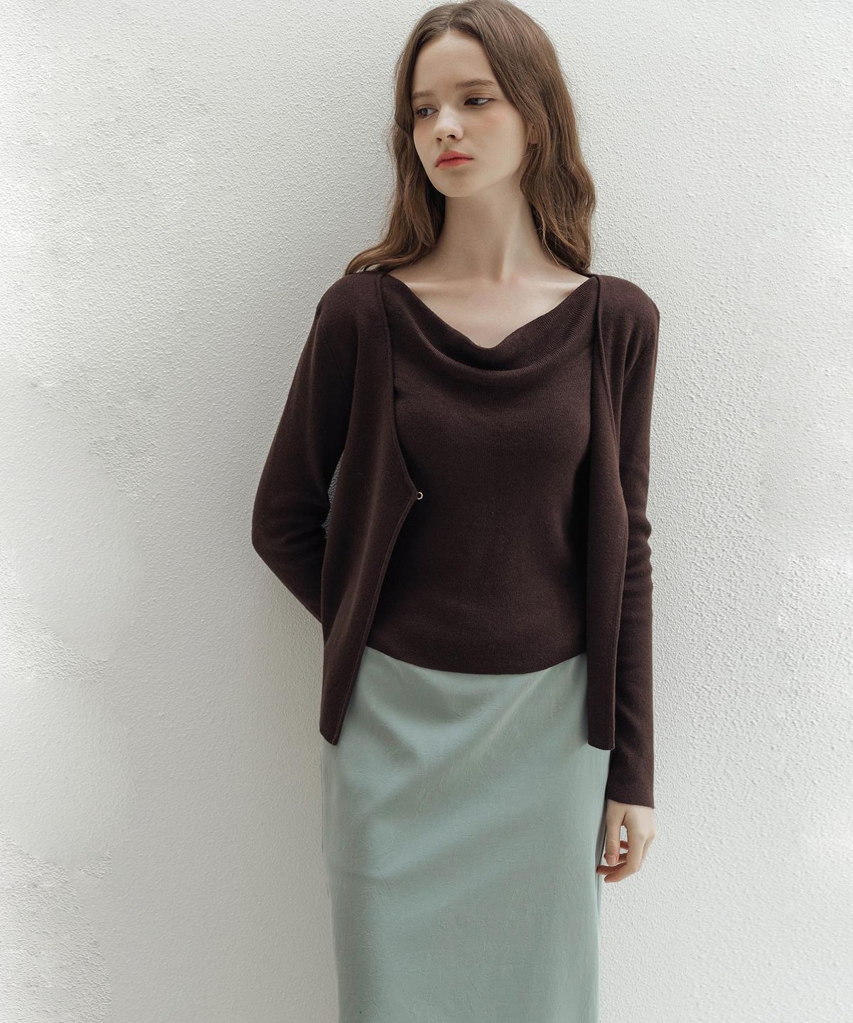 로트르드민(LAUTREDE MIN) Cowl buckle  Brown knit