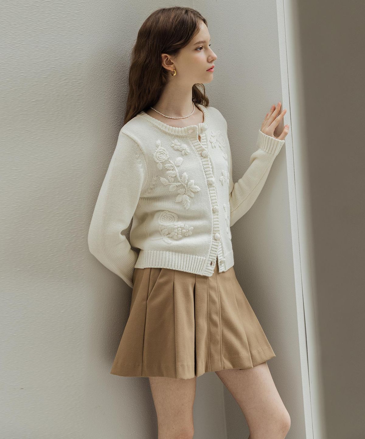 로트르드민(LAUTREDE MIN) Cozy Ivory knit cardigan