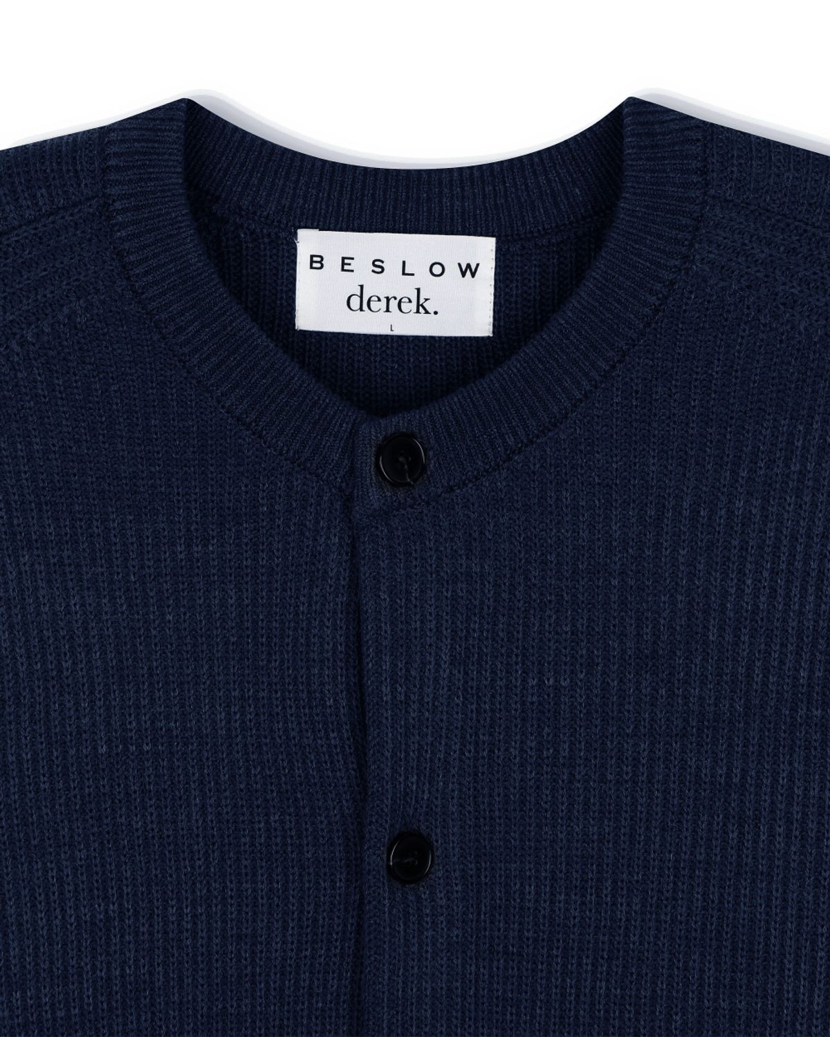 비슬로우(BESLOW) [비슬로우X데릭]CREW NECK SHORT CARDIGAN DARK BLUE