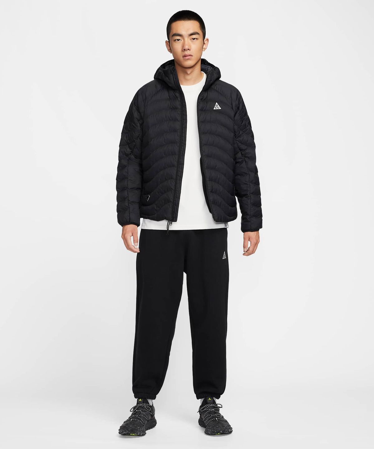 나이키(NIKE) ACG 라바 플로우 써마 핏 ADV 재킷 M - 블랙:서밋 화이트 / HJ3736-010
