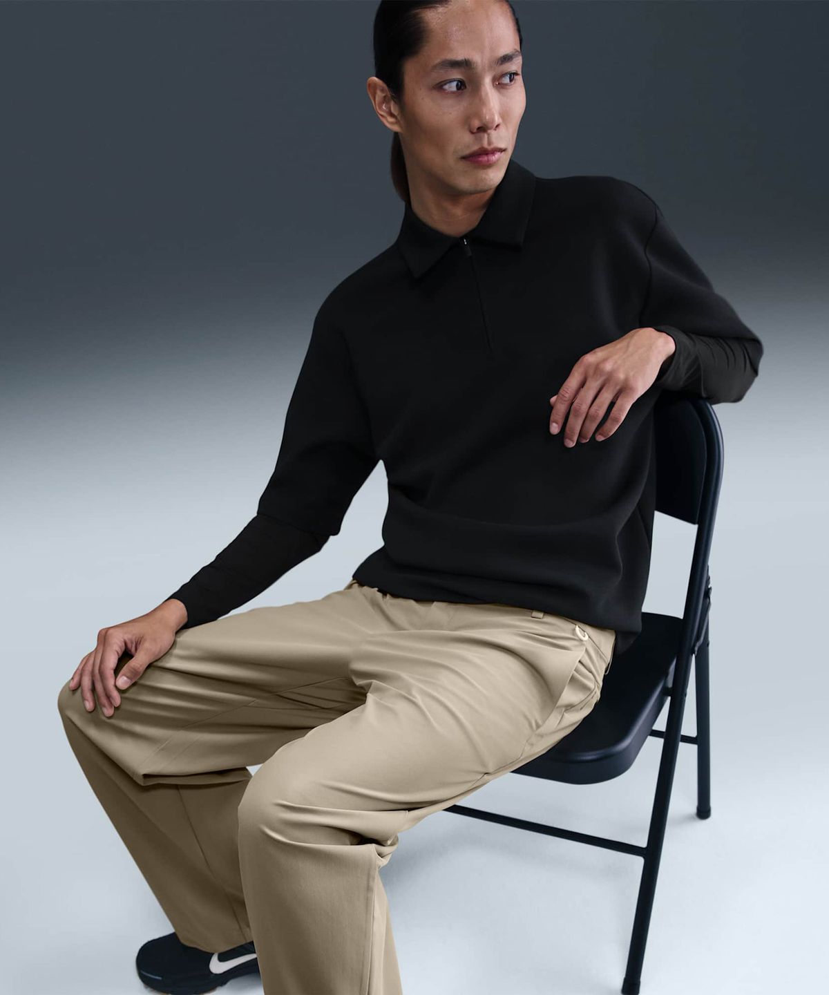 나이키(NIKE) 24.7 퍼펙트스트레치 드라이 핏 루즈 핏 치노 바지 M - 데저트 카키:카키 / HQ6942-251
