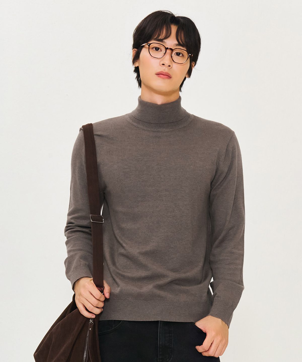 체이스컬트(CHASECULT) 남성 에센셜 터틀넥 스웨터-브라운
