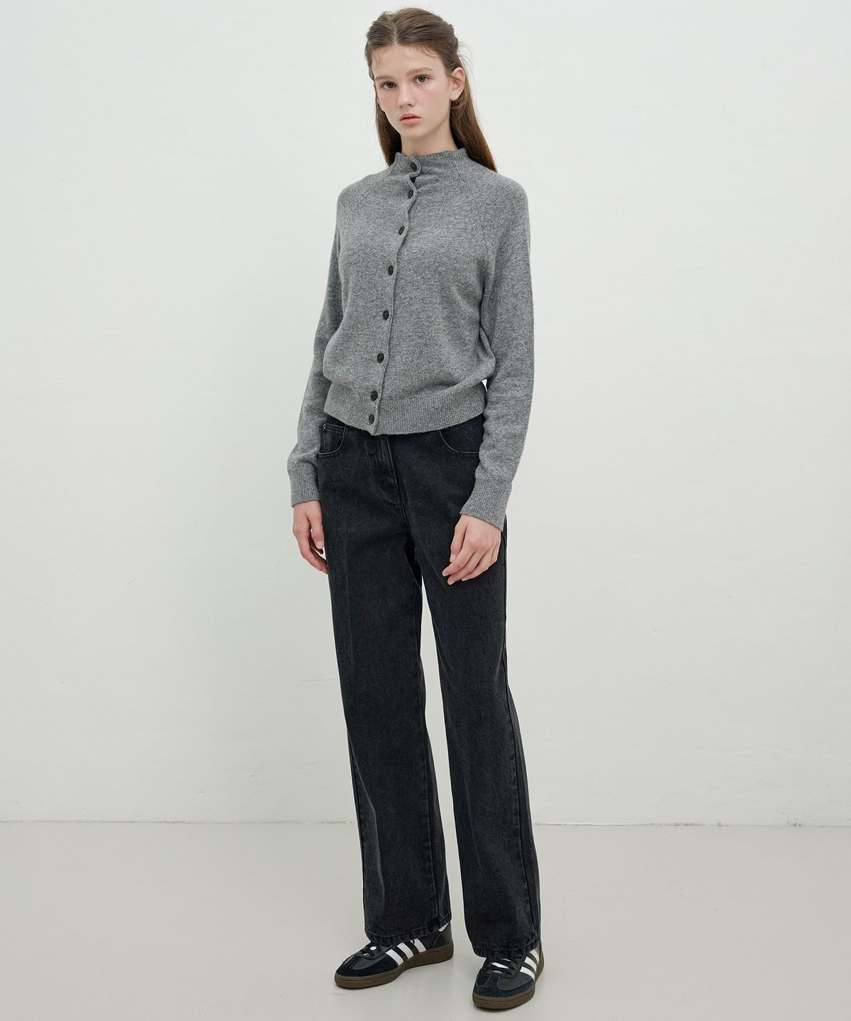 올리브 데 올리브(OLIVE DES OLIVE) 스트레이트핏 레직기 데님 팬츠 OJ5AL8620