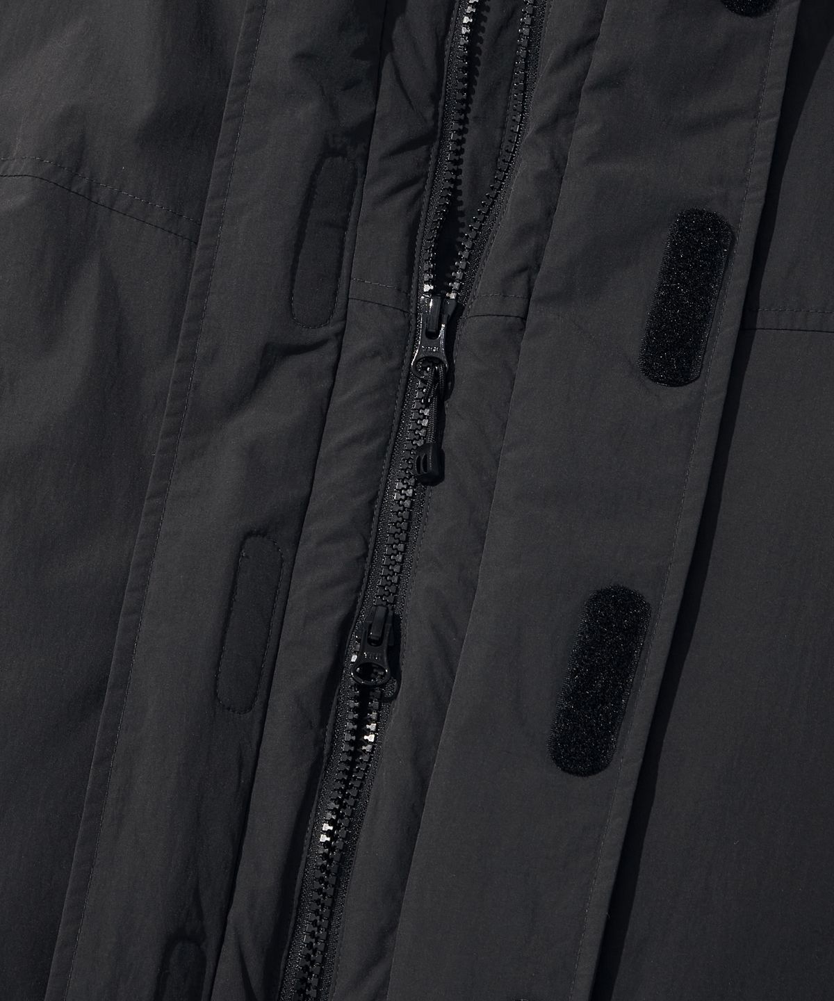아웃스탠딩(OUTSTANDING) PRIMALOFT LEVEL 7 PCU VEST_BLACK