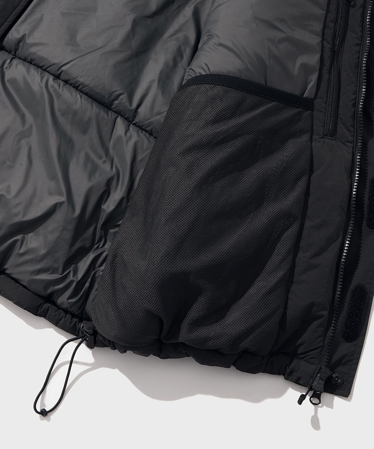 아웃스탠딩(OUTSTANDING) PRIMALOFT LEVEL 7 PCU VEST_BLACK