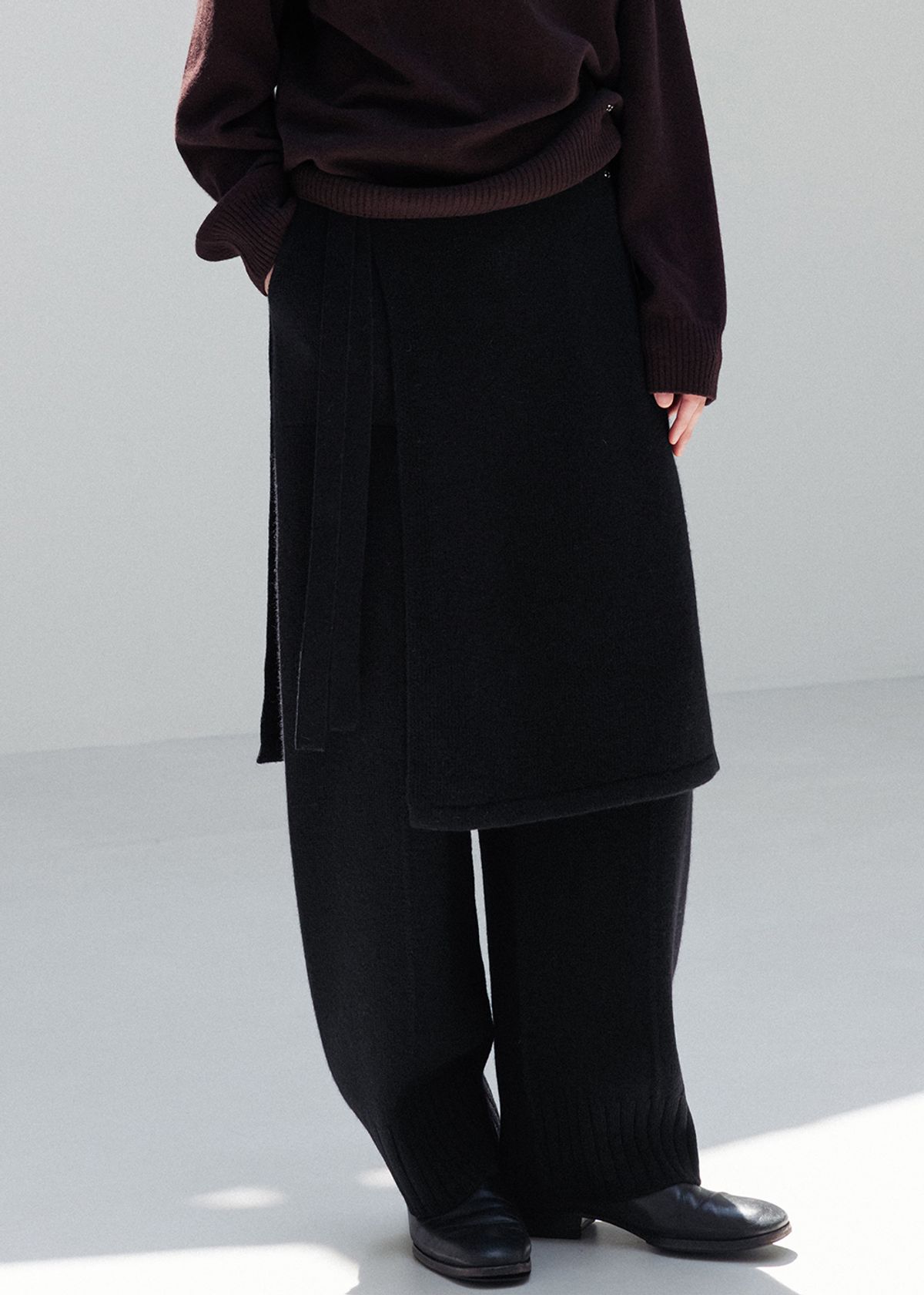 우마뭉(UMARMUNG) Super fine merino wholegarment pants_Black