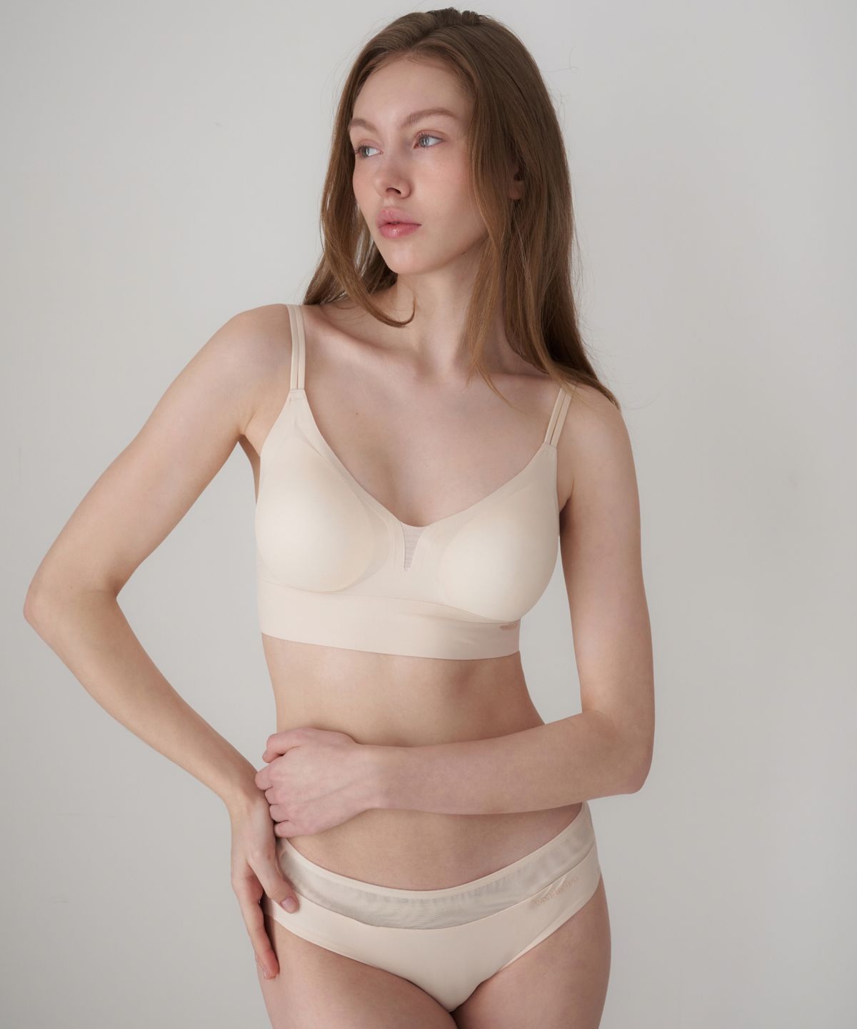 원더브라(WONDERBRA) [4PACK] [스킨팔레트] 스킨마일드 노와이어 브라팬티 세트