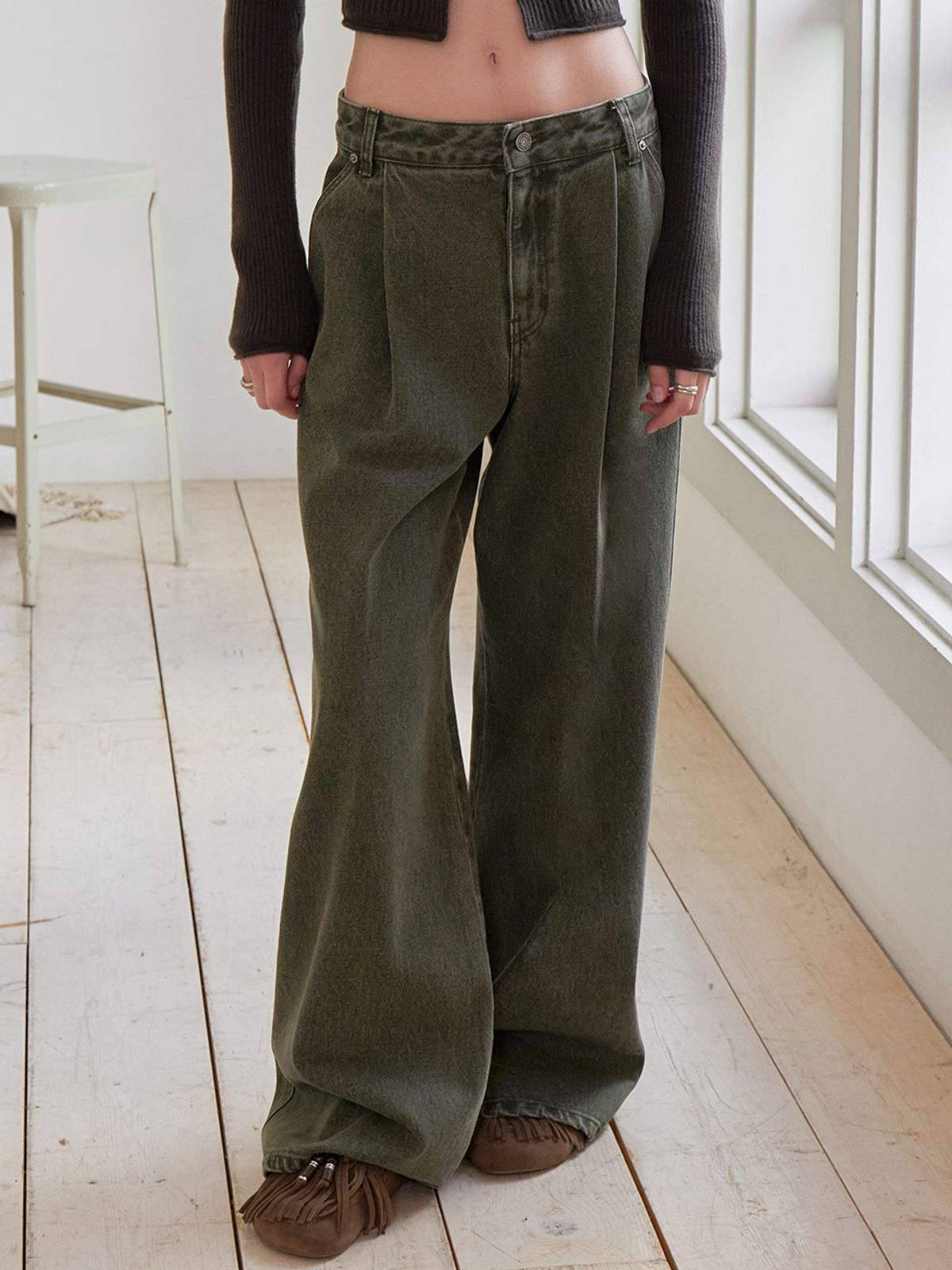 레이브(RAIVE) Color-Dying Tuck Denim Pants VJ5AL376_2color