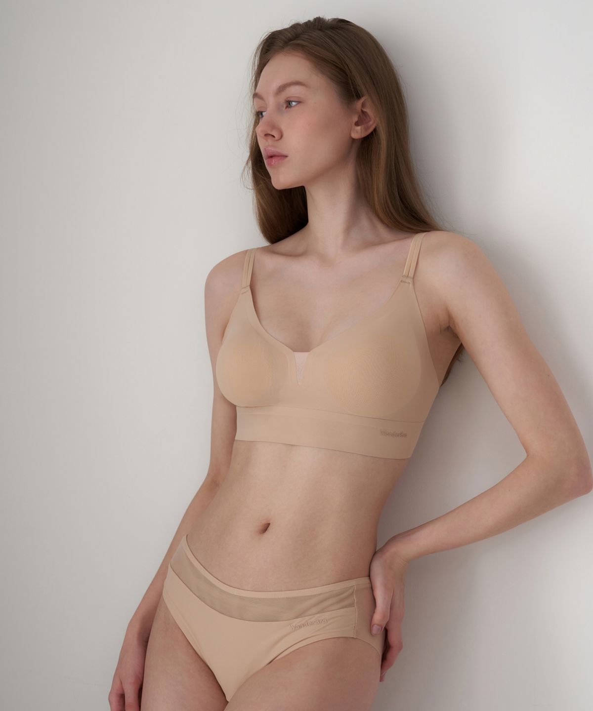 원더브라(WONDERBRA) [2PACK][스킨팔레트] 스킨마일드 노와이어 브라팬티 세트