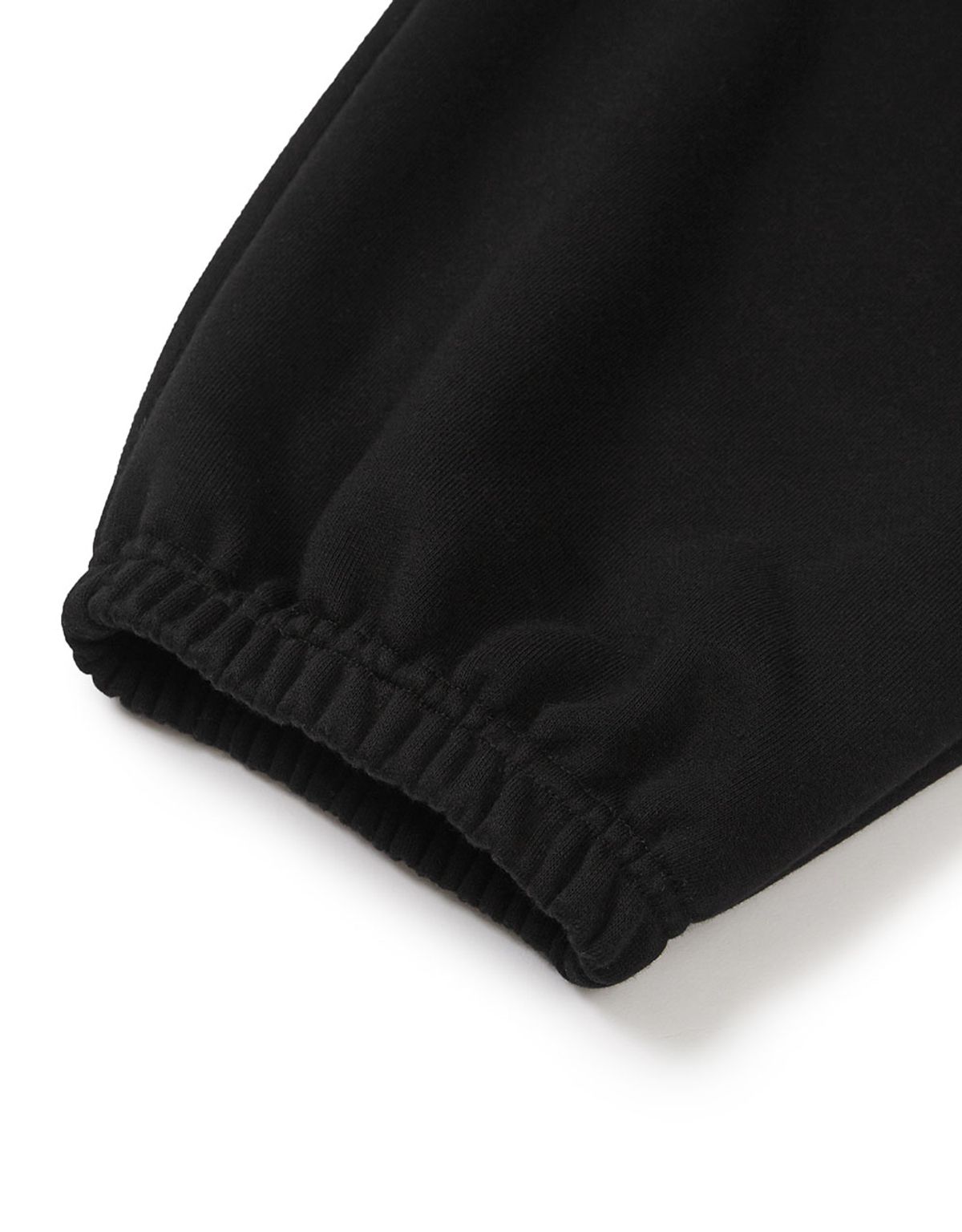 엠엠엘지(MMLG) ESSENTIAL CIRCLE SWEAT PANTS (EVERY BLACK)