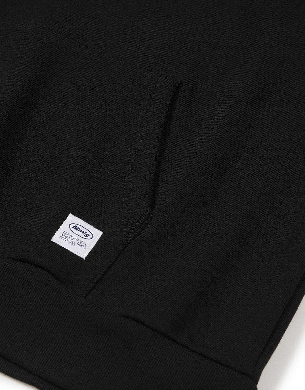 엠엠엘지(MMLG) [Mmlg] ESSENTIAL CIRCLE HOODIE (EVERY BLACK)