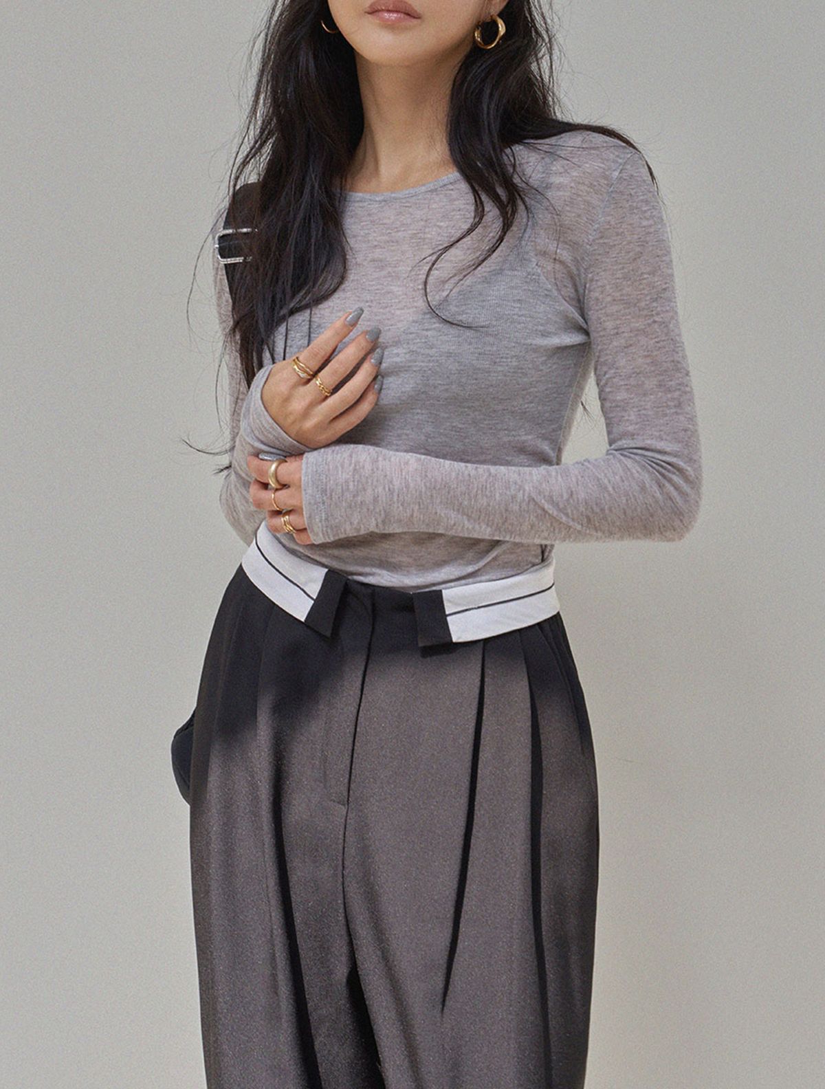 메무아(MEMUA) 시스 울텐셀 라운드 티셔츠